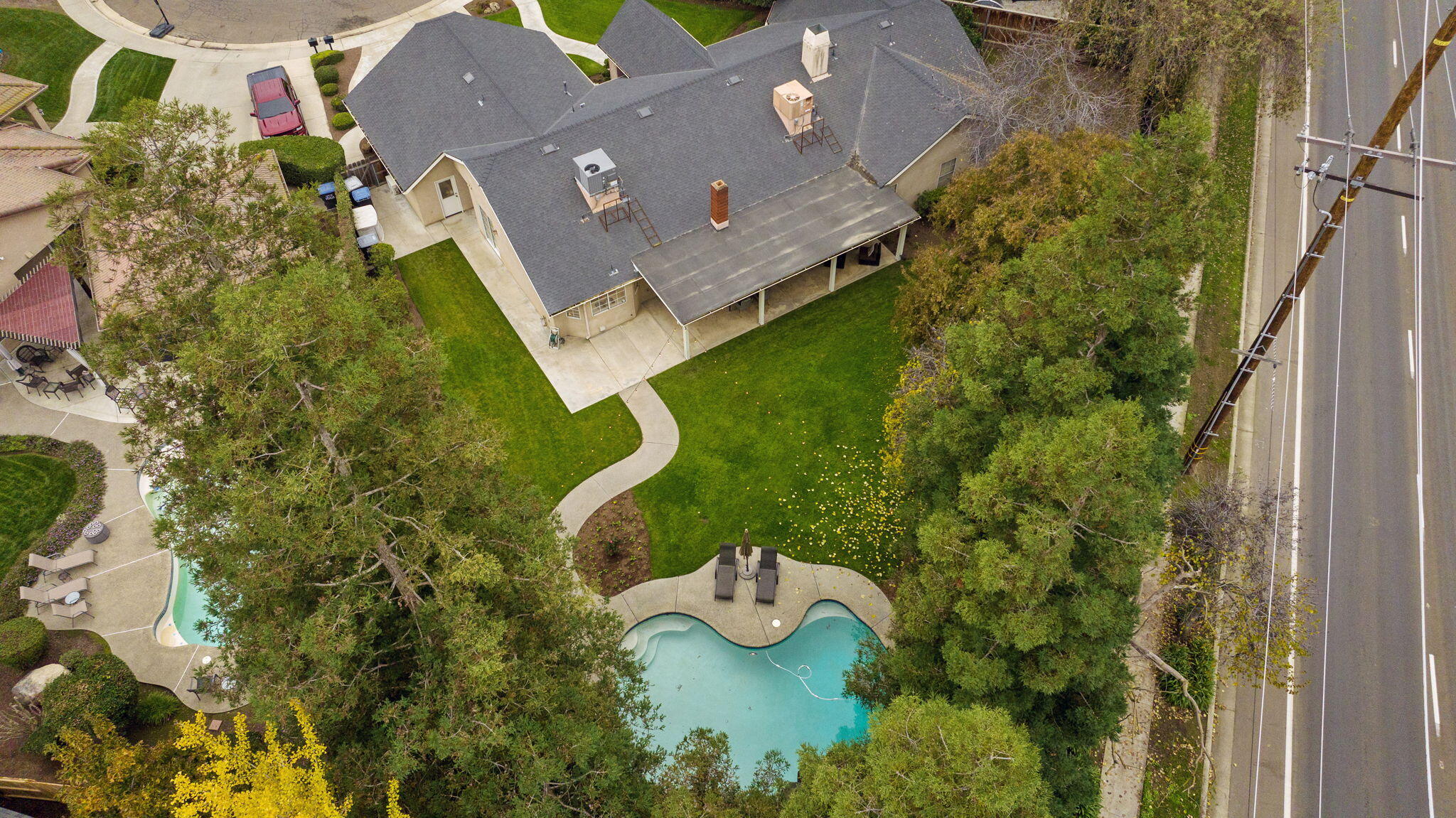 2014 S Tommy Ct, Visalia, CA 93277