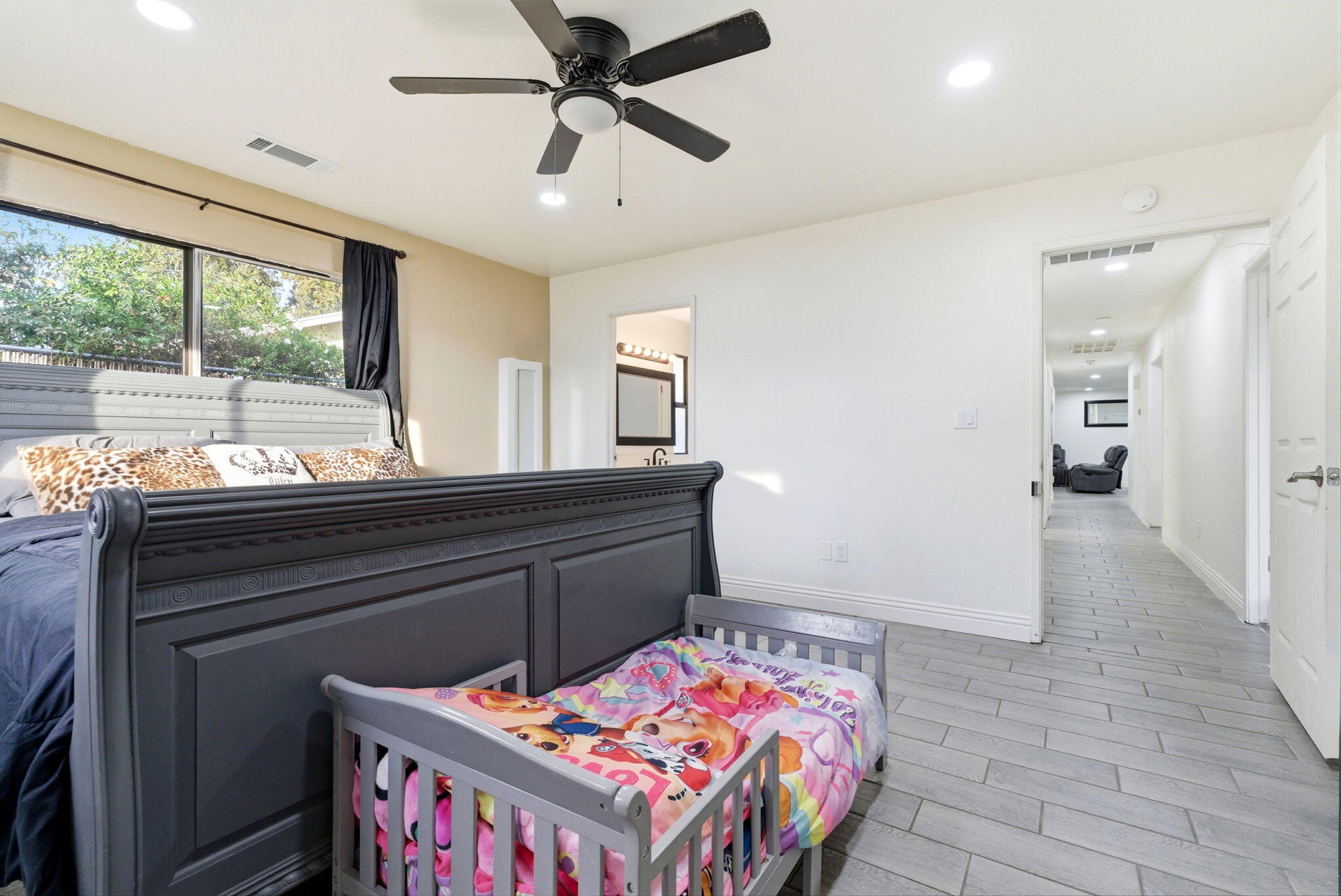 276 N Cottage St, Porterville, CA 93257