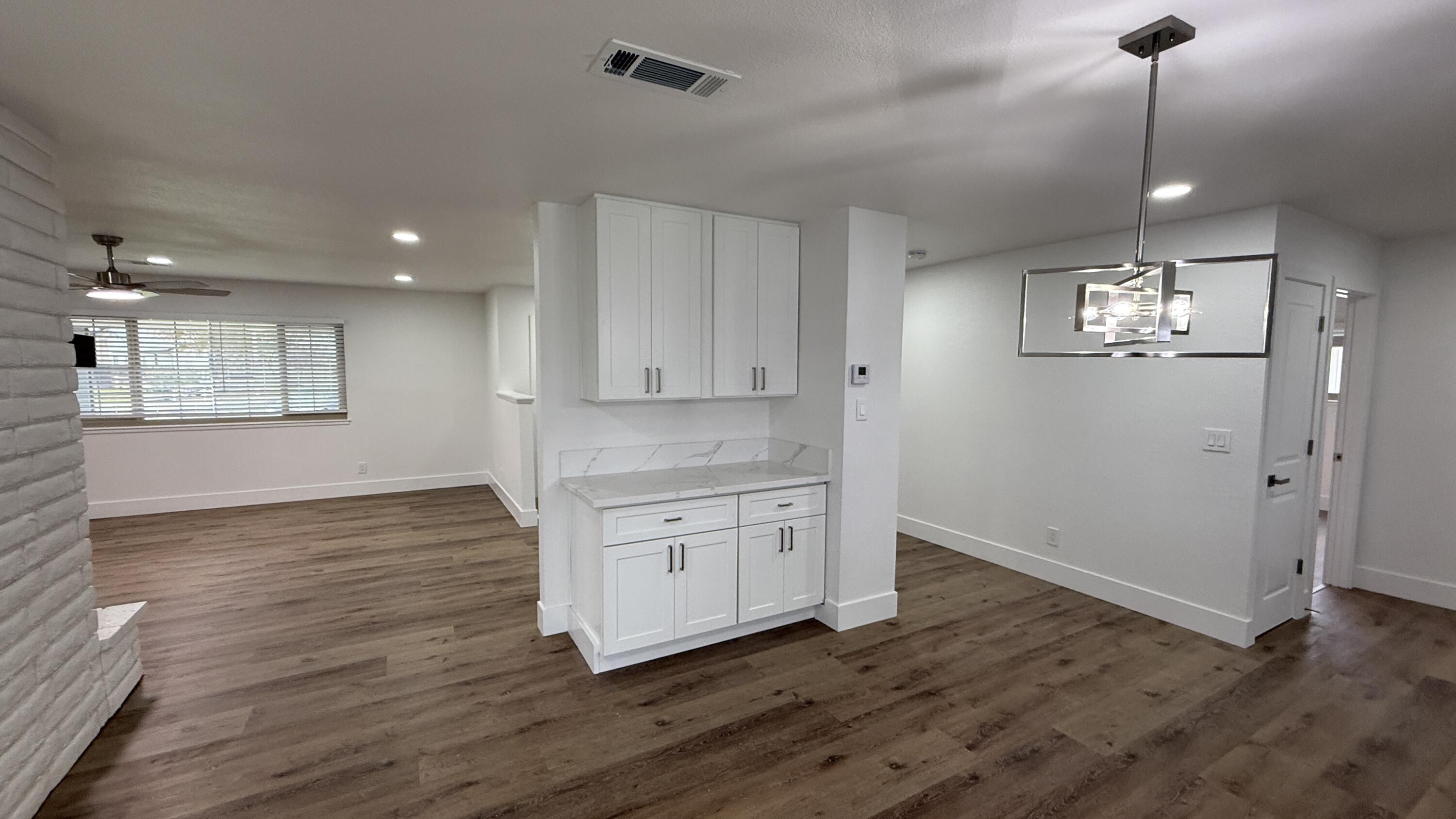 2329 Michael Cir, Hanford, CA 93230