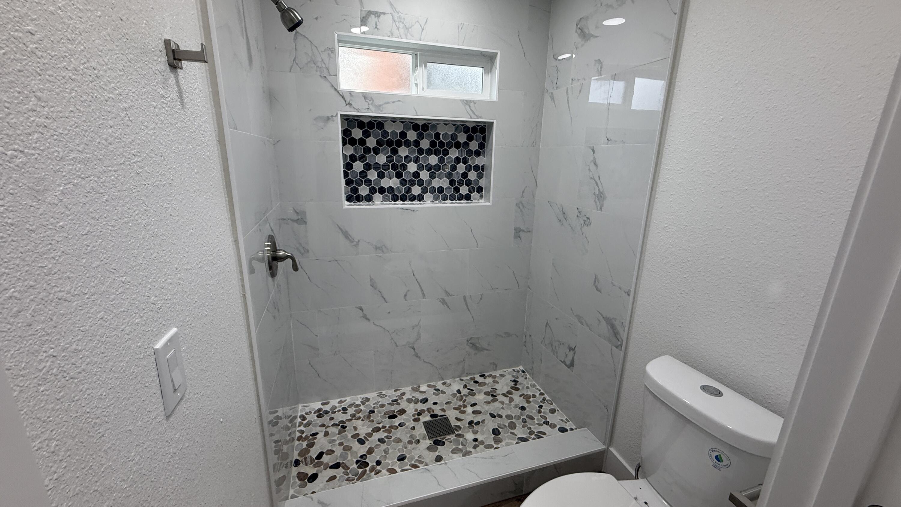 2329 Michael Cir, Hanford, CA 93230