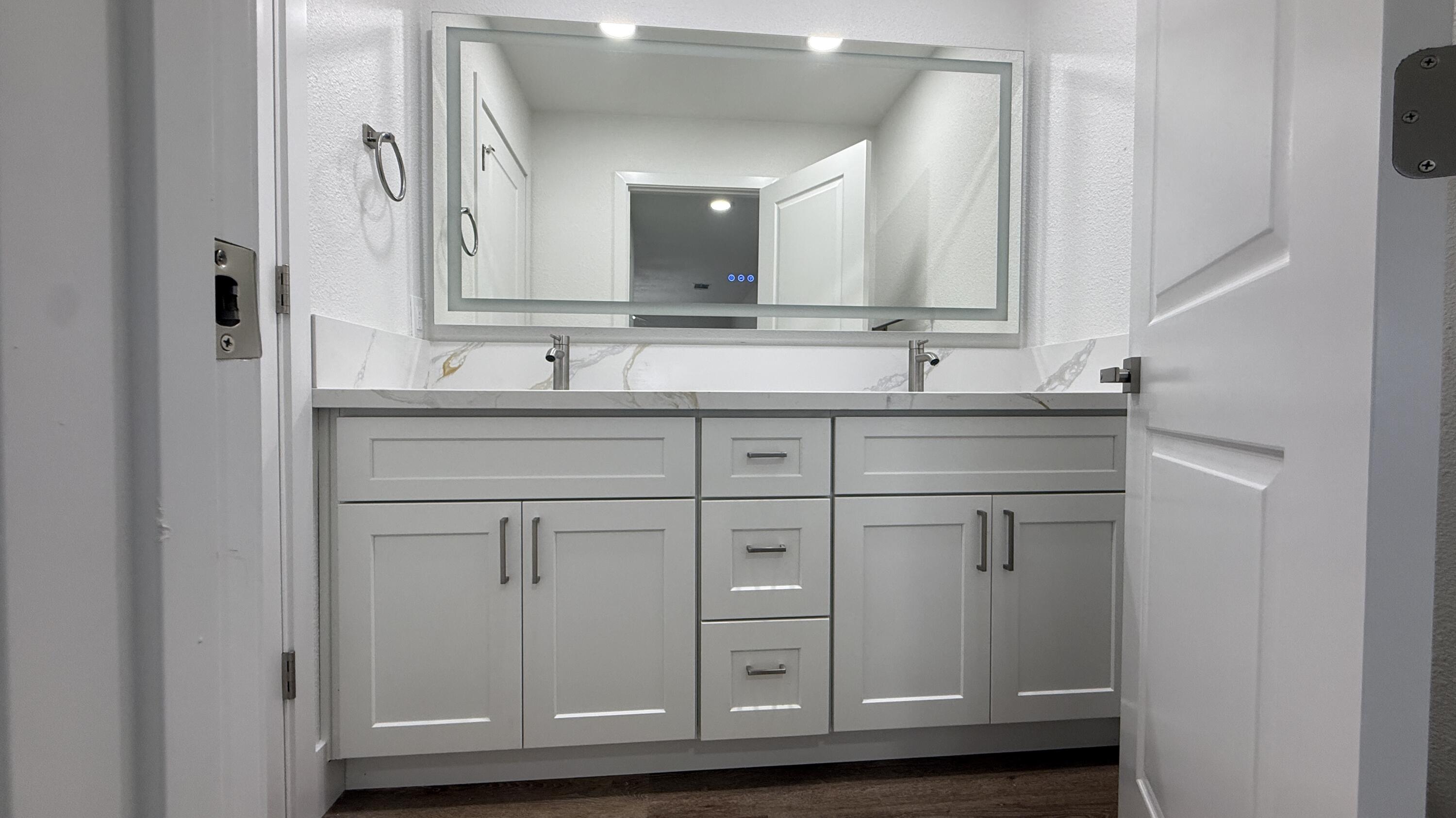 2329 Michael Cir, Hanford, CA 93230