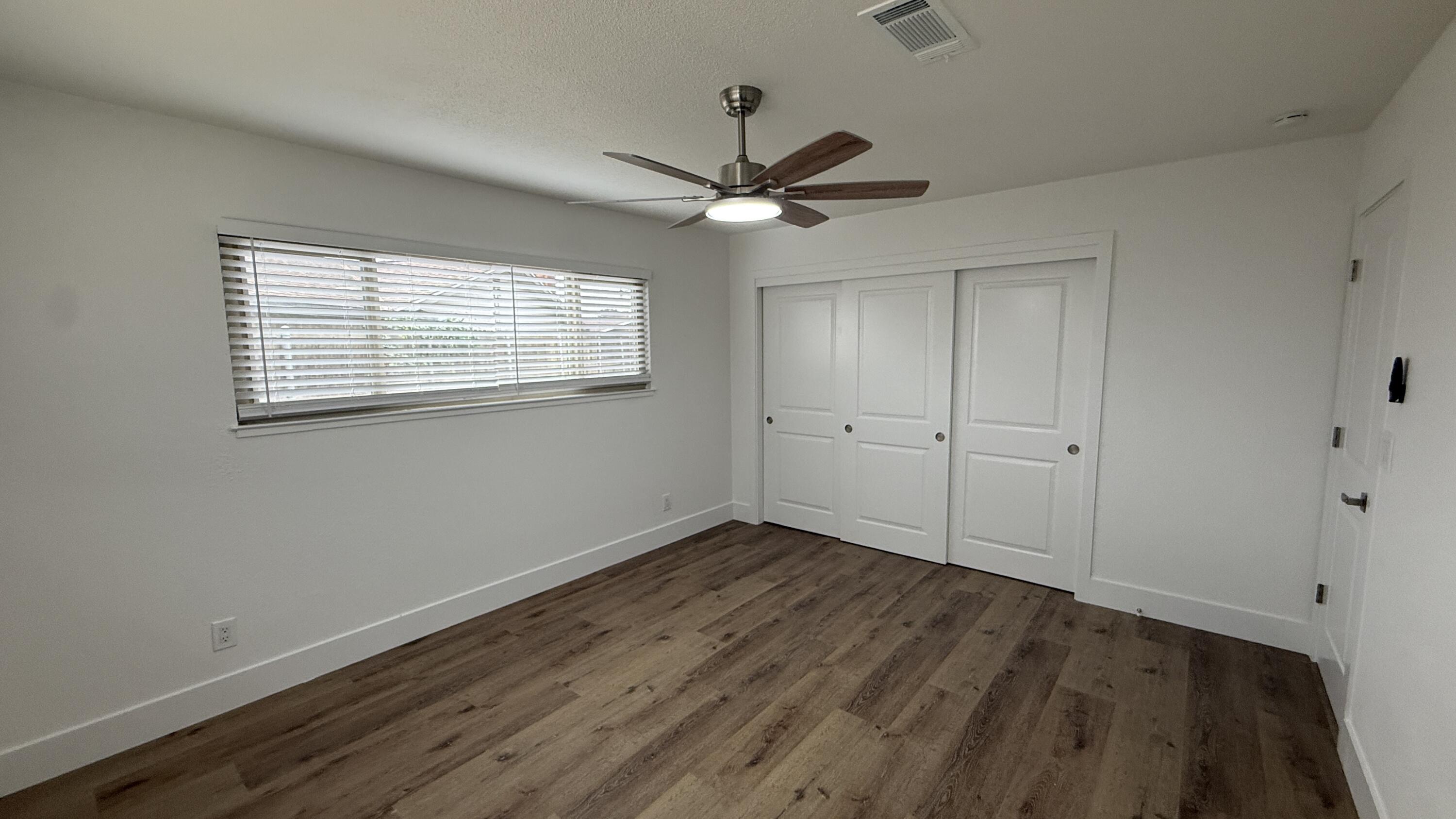 2329 Michael Cir, Hanford, CA 93230