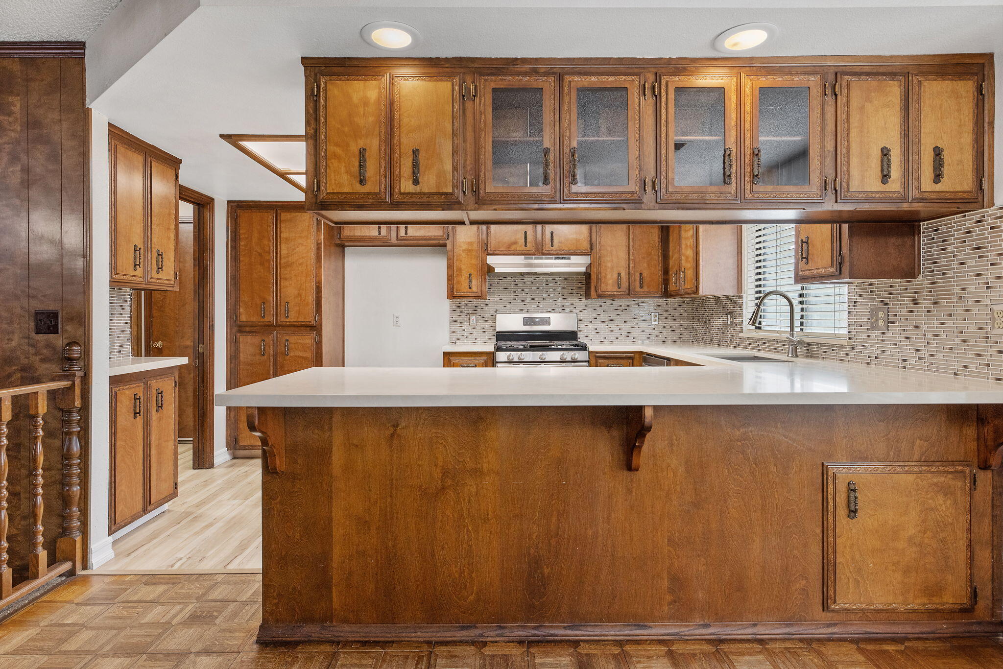 1502 S Lydia Dr, Tulare, CA 93274