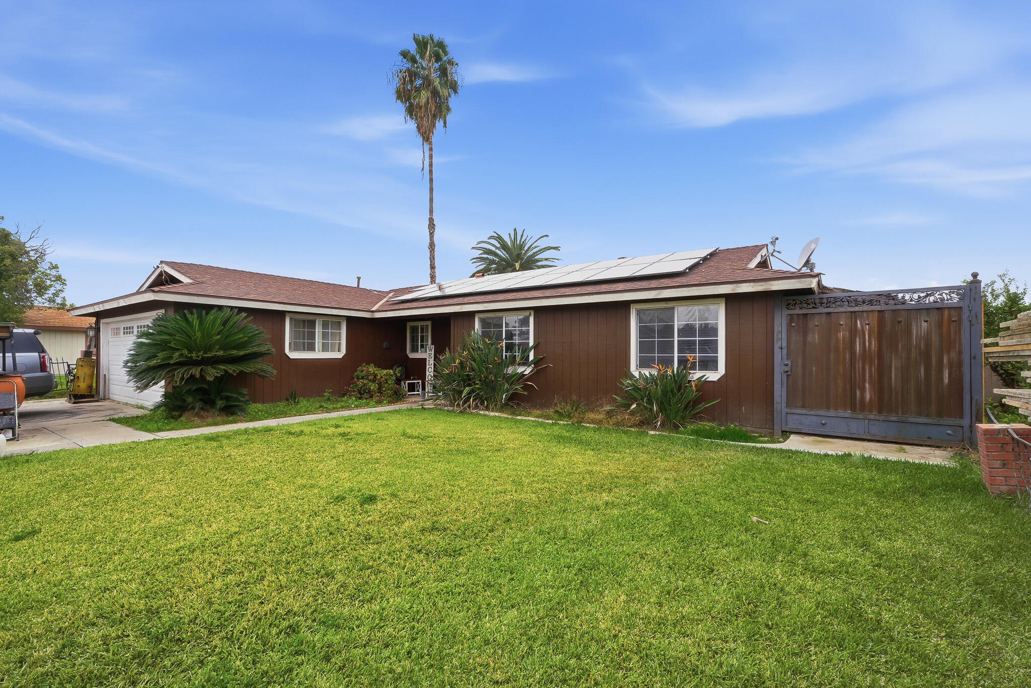 471 N Delta St, Porterville, CA 93257