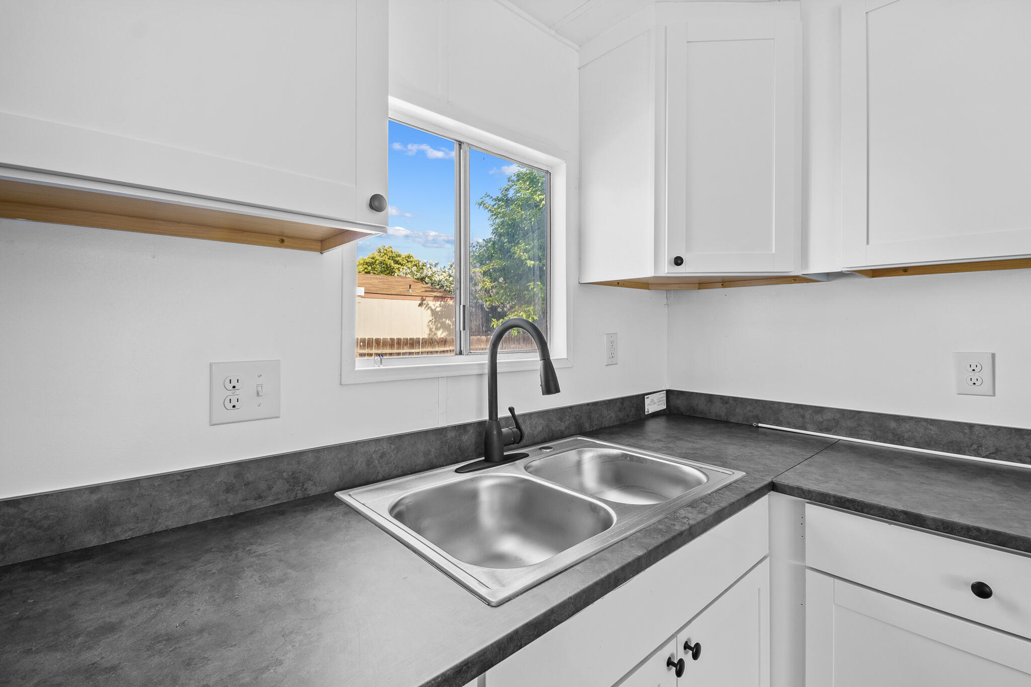 5505 W Tulare Ave #64, Visalia, CA 93277