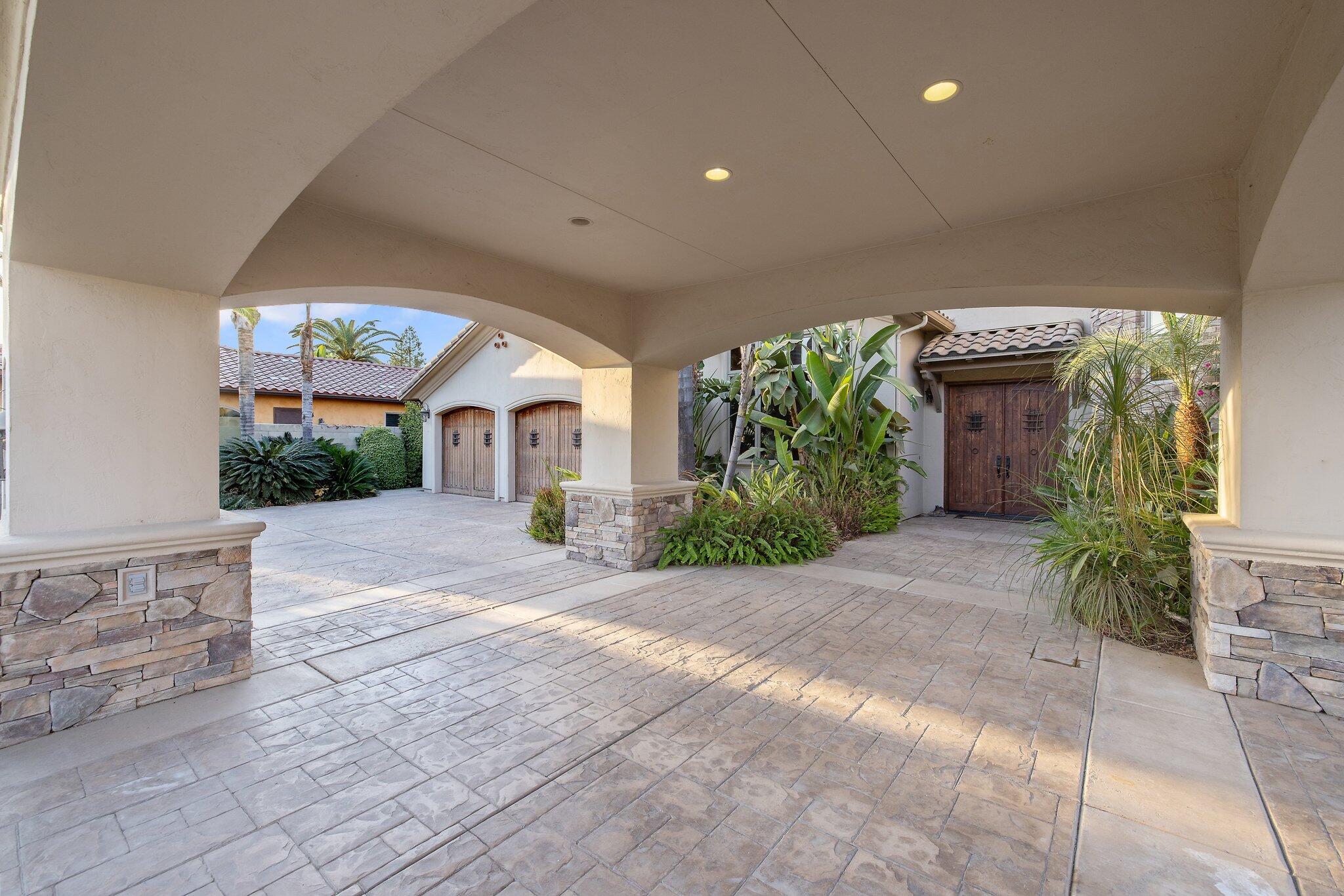 5034 W Firenze Ave, Visalia, CA 93291