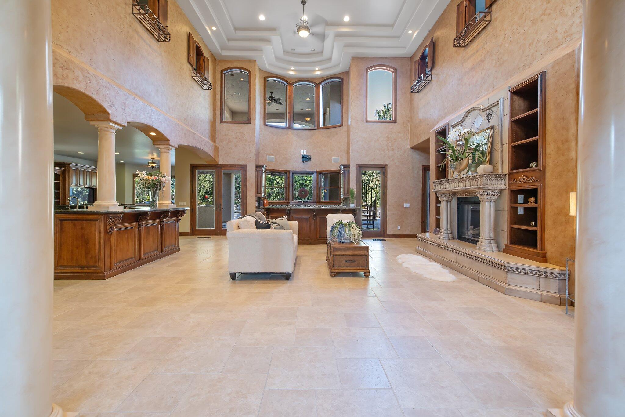 5034 W Firenze Ave, Visalia, CA 93291