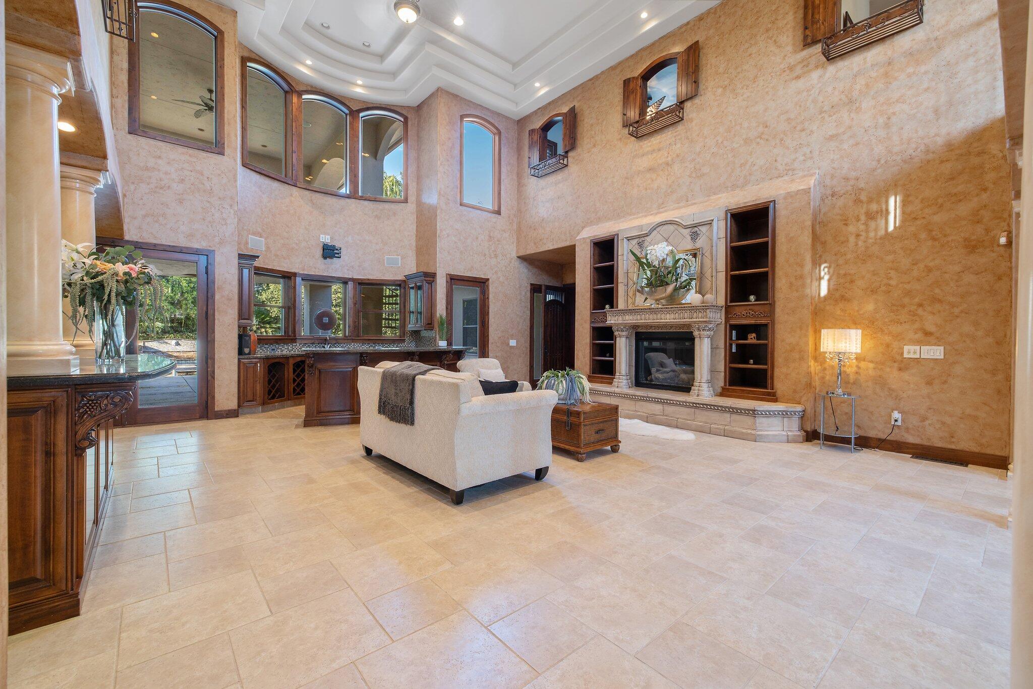 5034 W Firenze Ave, Visalia, CA 93291