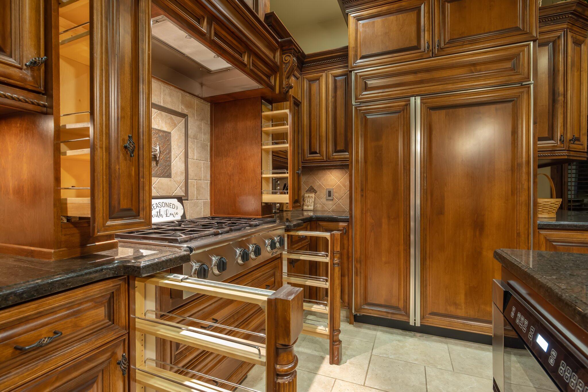 5034 W Firenze Ave, Visalia, CA 93291