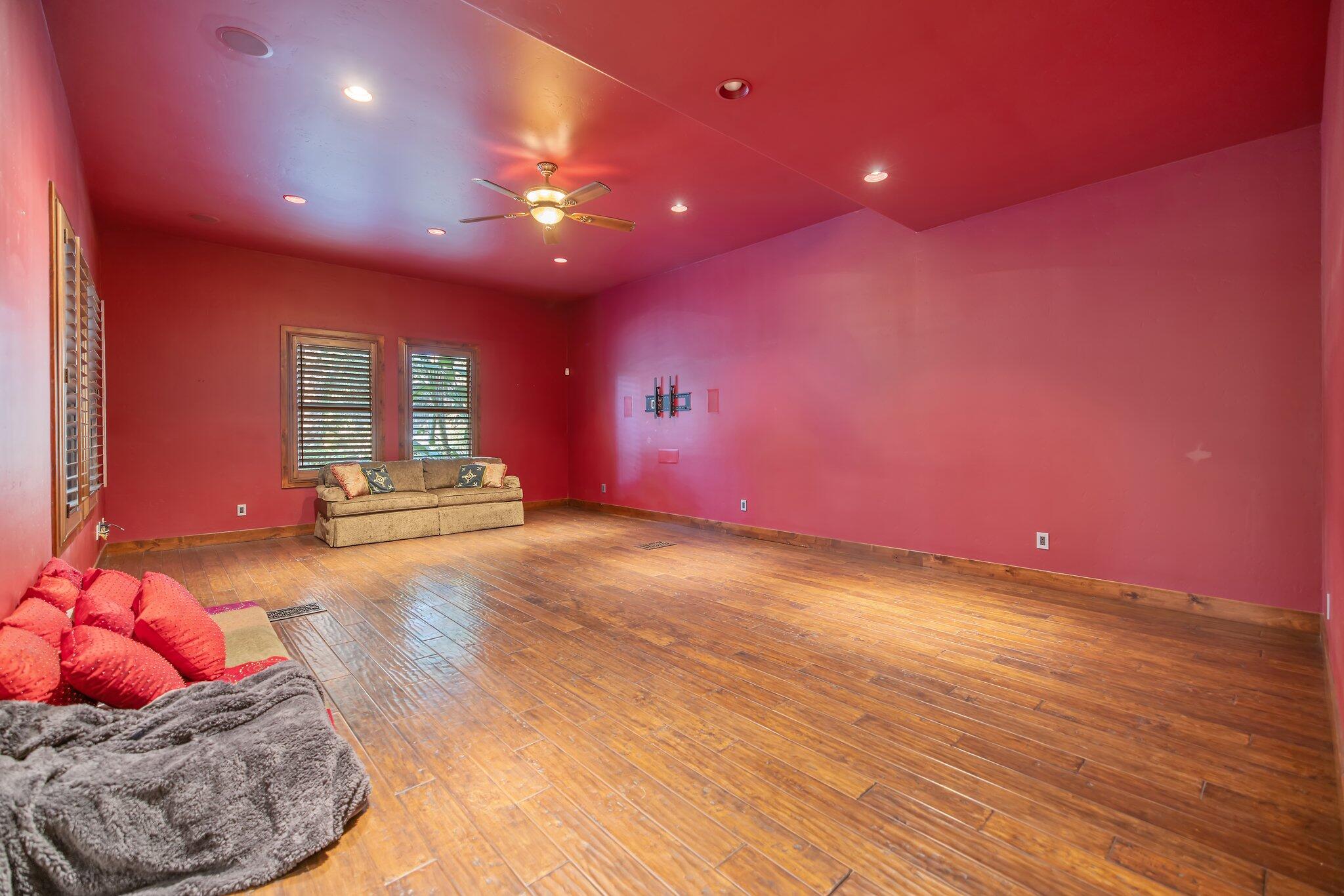 5034 W Firenze Ave, Visalia, CA 93291