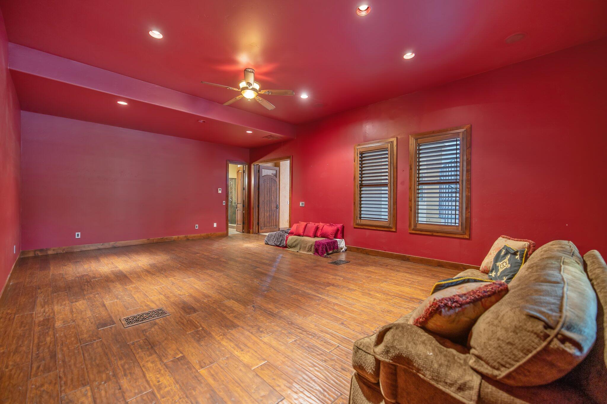 5034 W Firenze Ave, Visalia, CA 93291