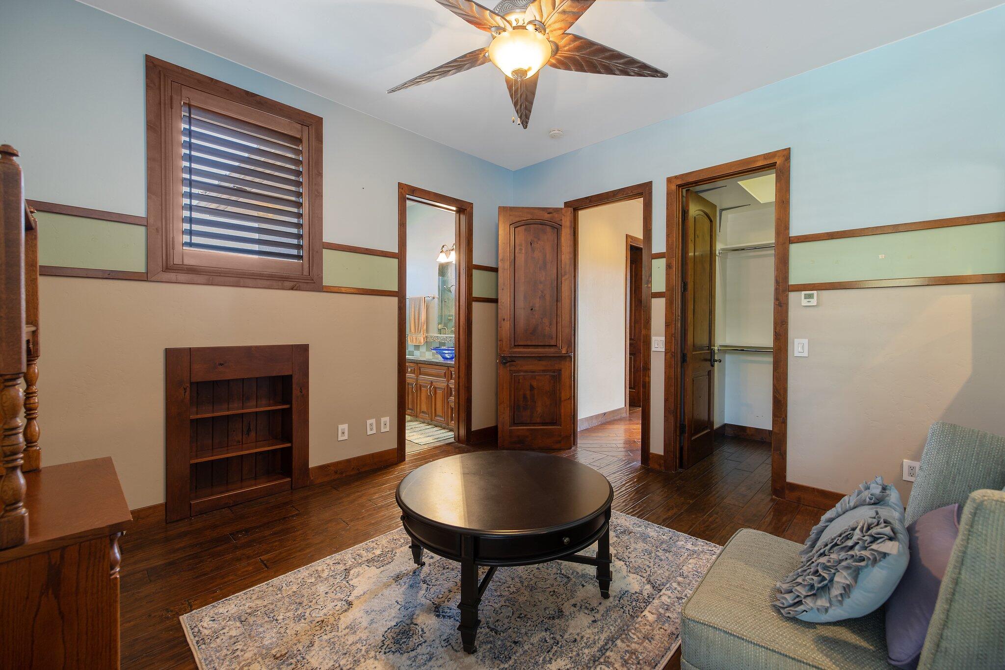 5034 W Firenze Ave, Visalia, CA 93291