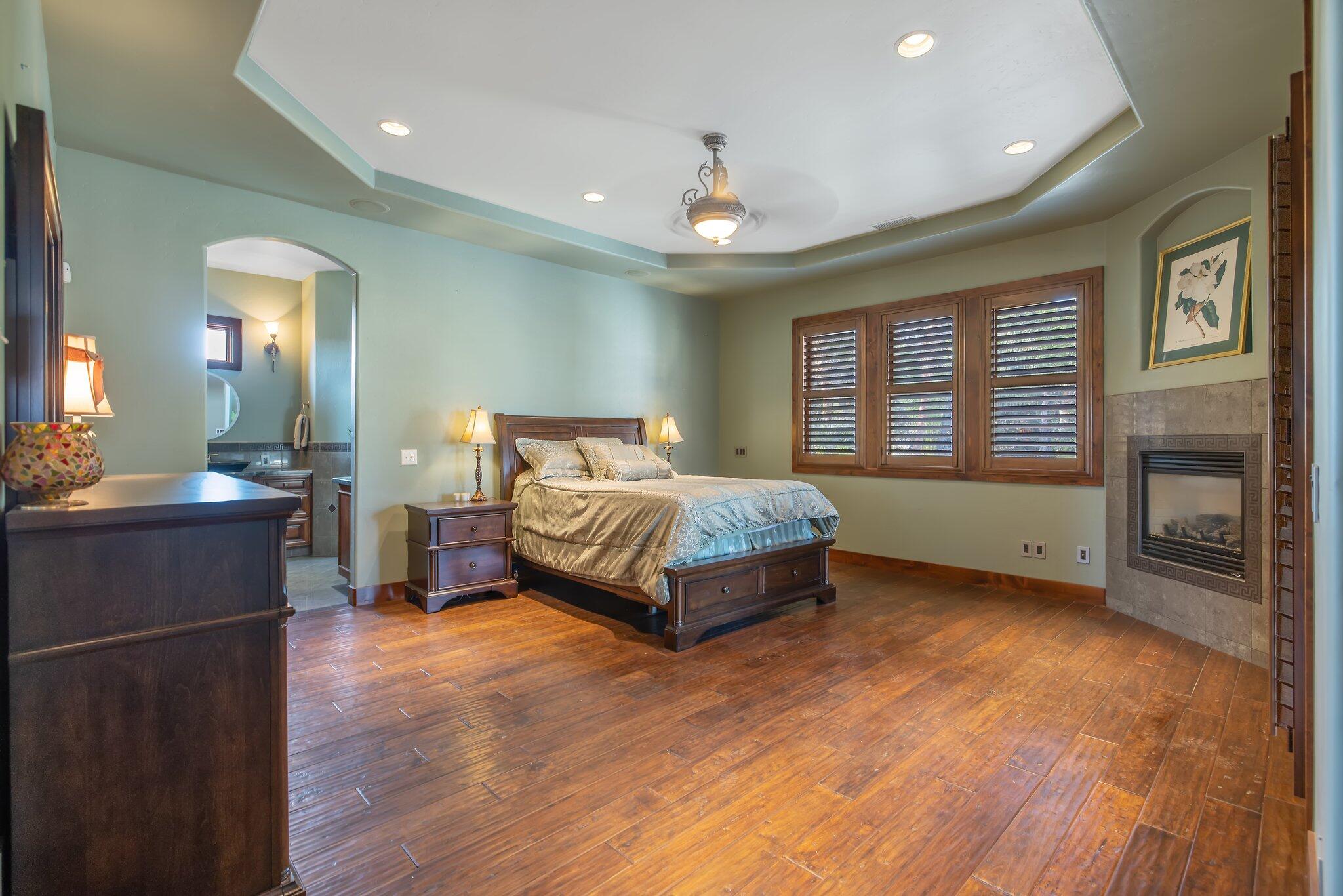 5034 W Firenze Ave, Visalia, CA 93291