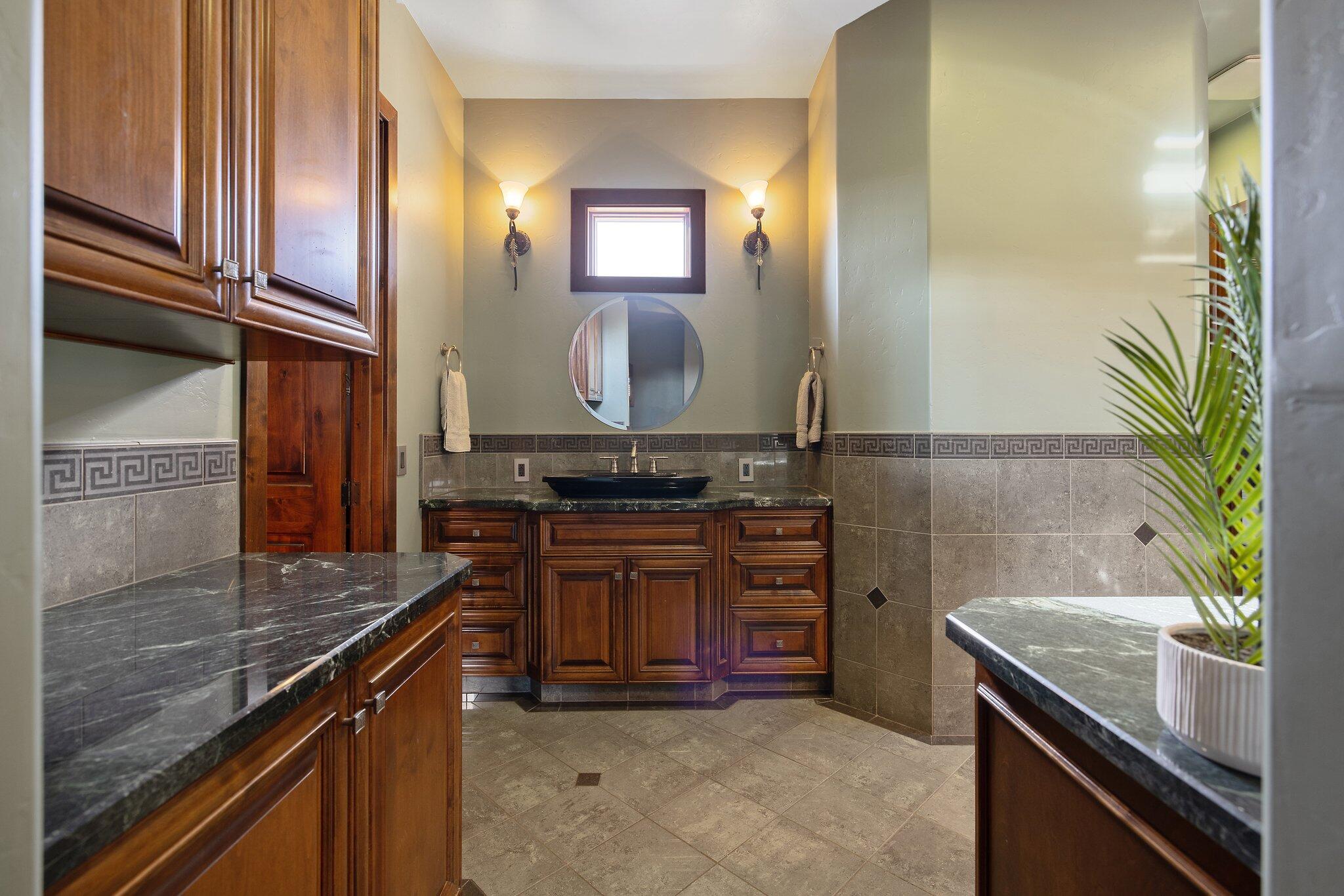 5034 W Firenze Ave, Visalia, CA 93291