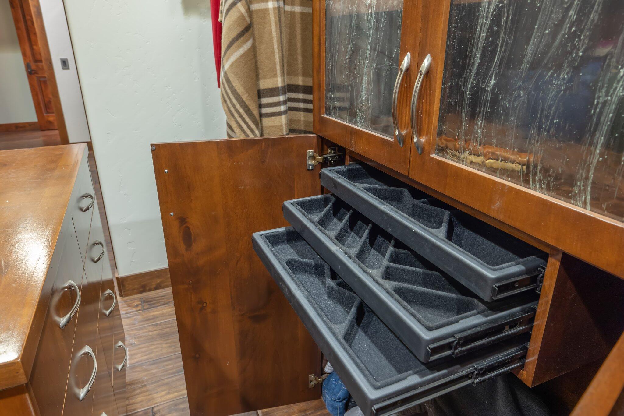 5034 W Firenze Ave, Visalia, CA 93291