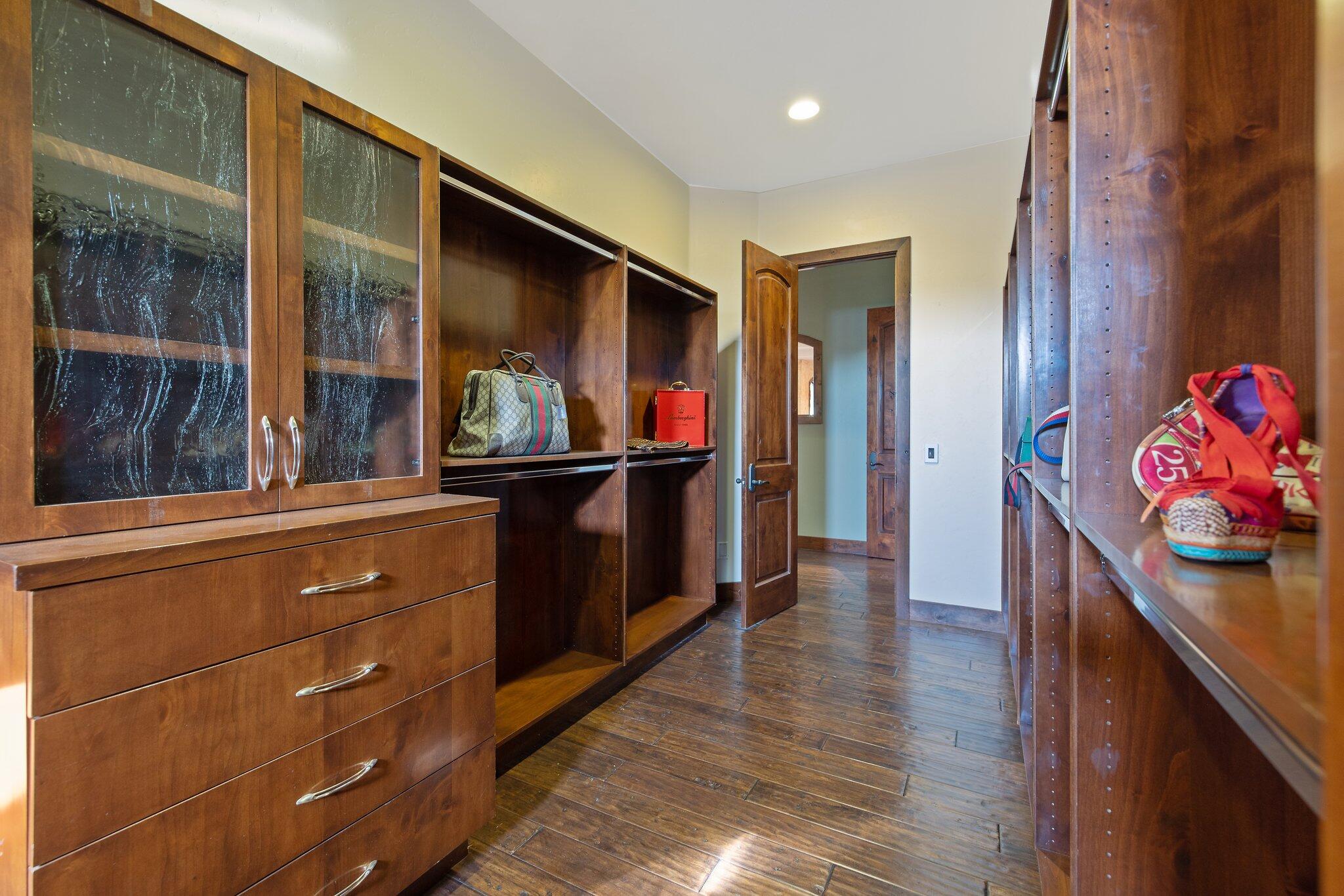 5034 W Firenze Ave, Visalia, CA 93291