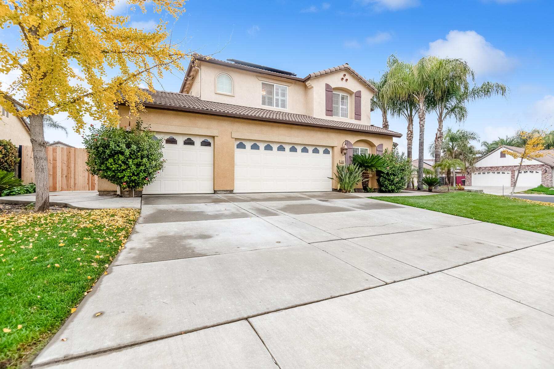 1942 N Sonoma Ct, Hanford, CA 93230