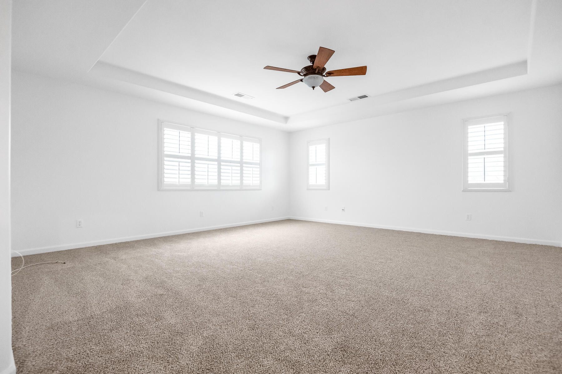 1942 N Sonoma Ct, Hanford, CA 93230