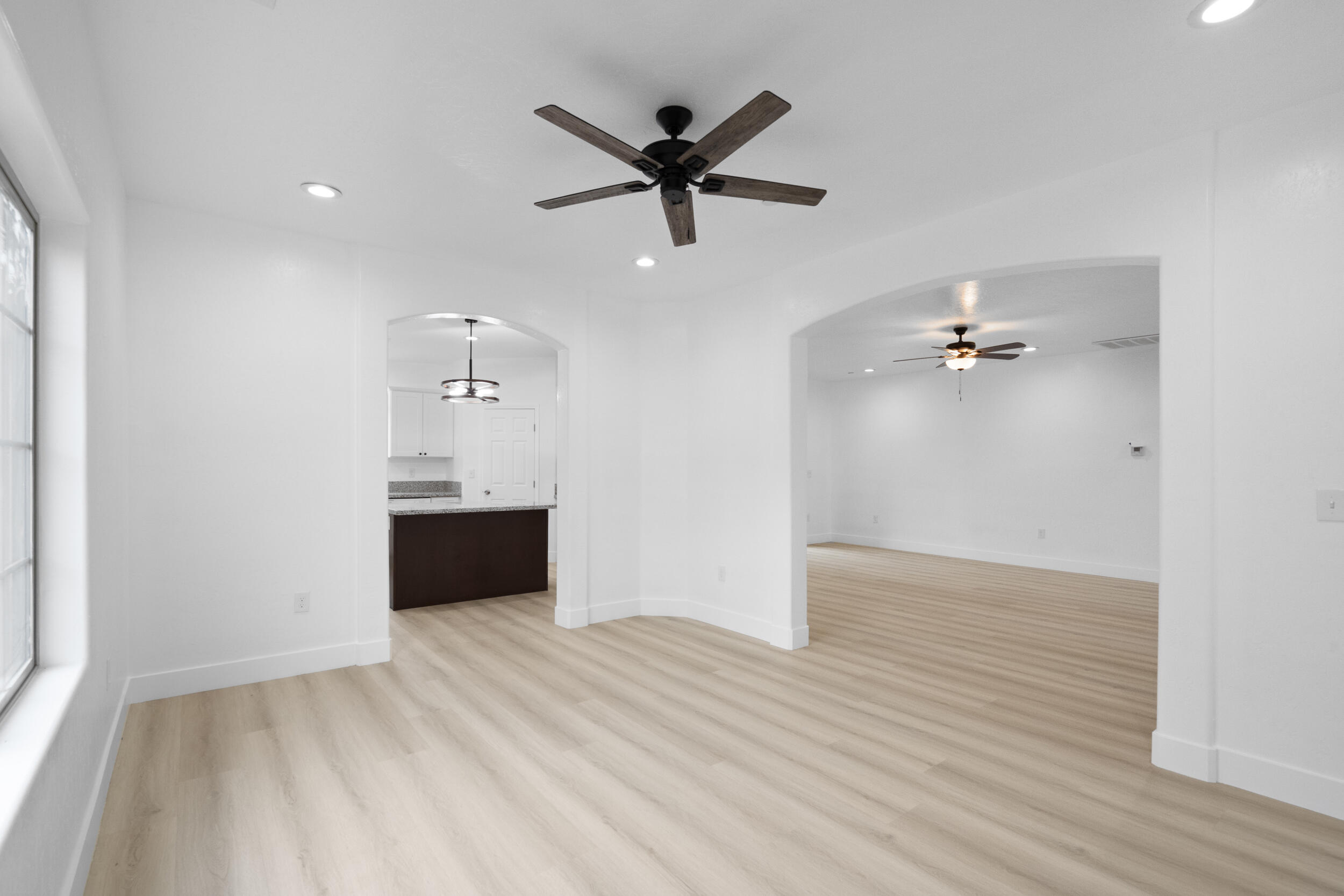 753 N Brundage Ave, Farmersville, CA 93223