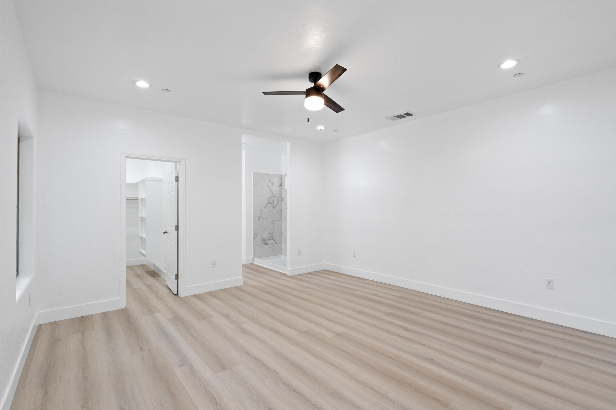 753 N Brundage Ave, Farmersville, CA 93223