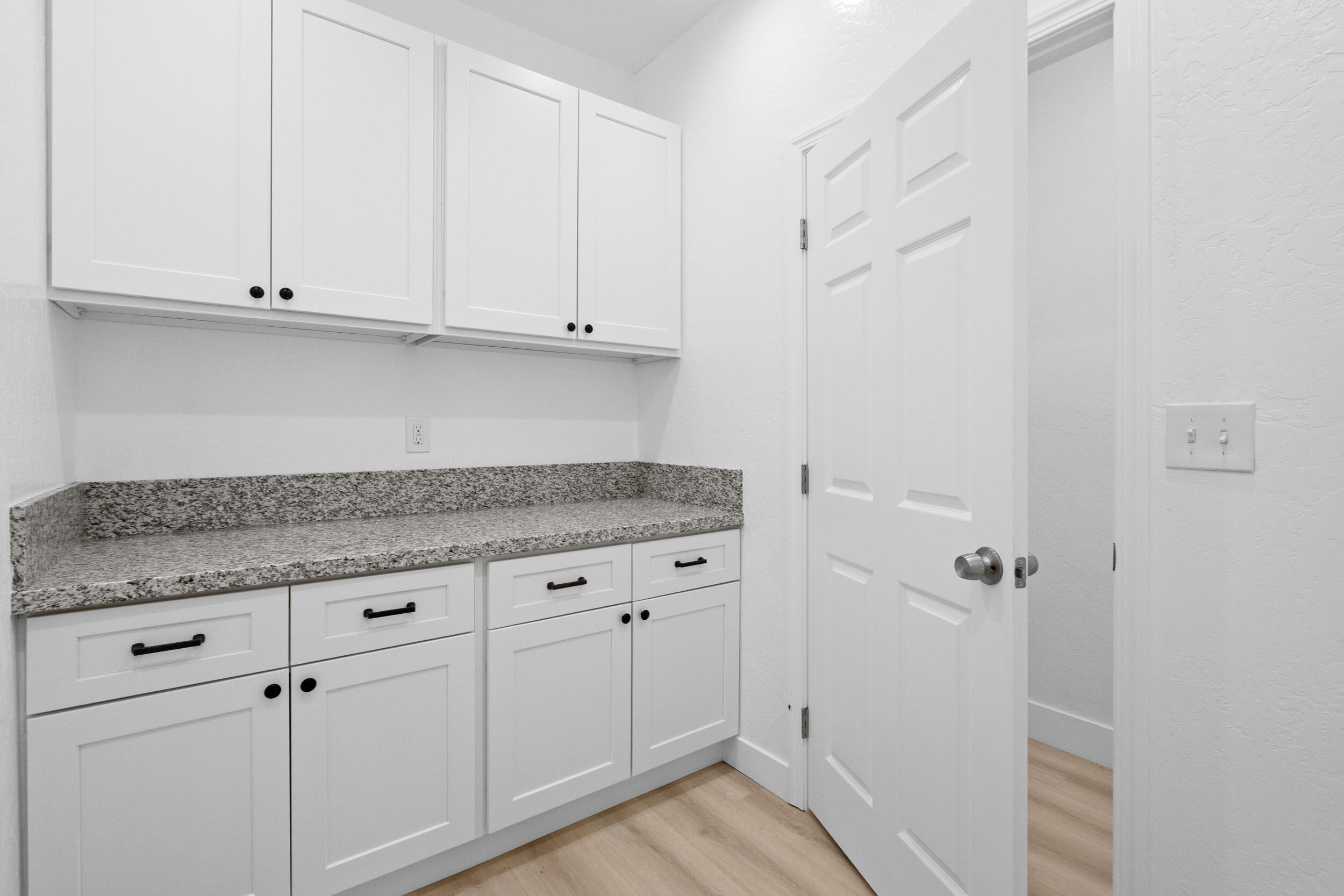 753 N Brundage Ave, Farmersville, CA 93223