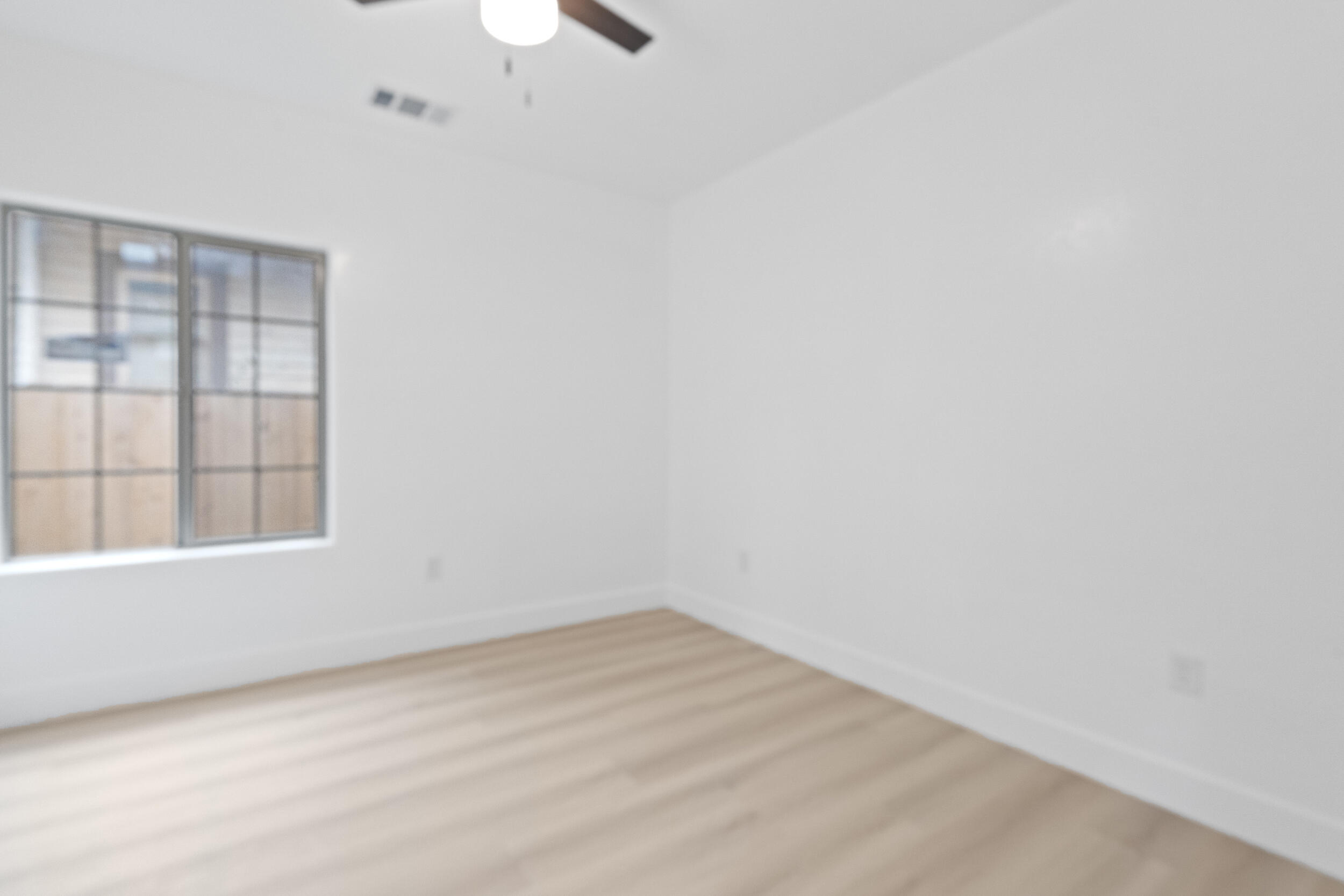 753 N Brundage Ave, Farmersville, CA 93223