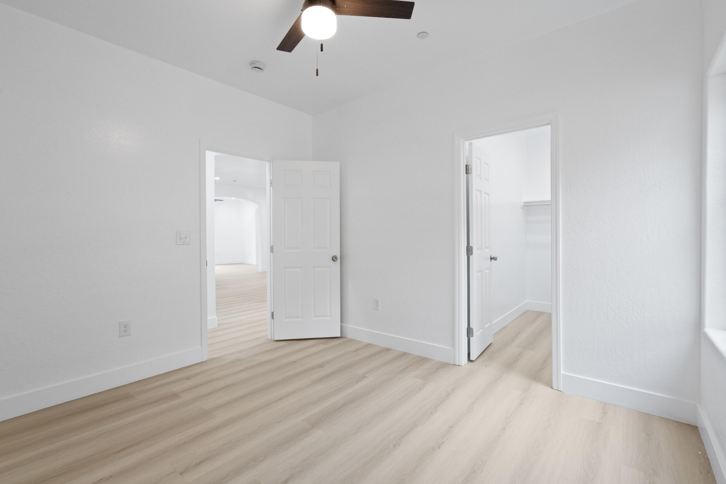 753 N Brundage Ave, Farmersville, CA 93223