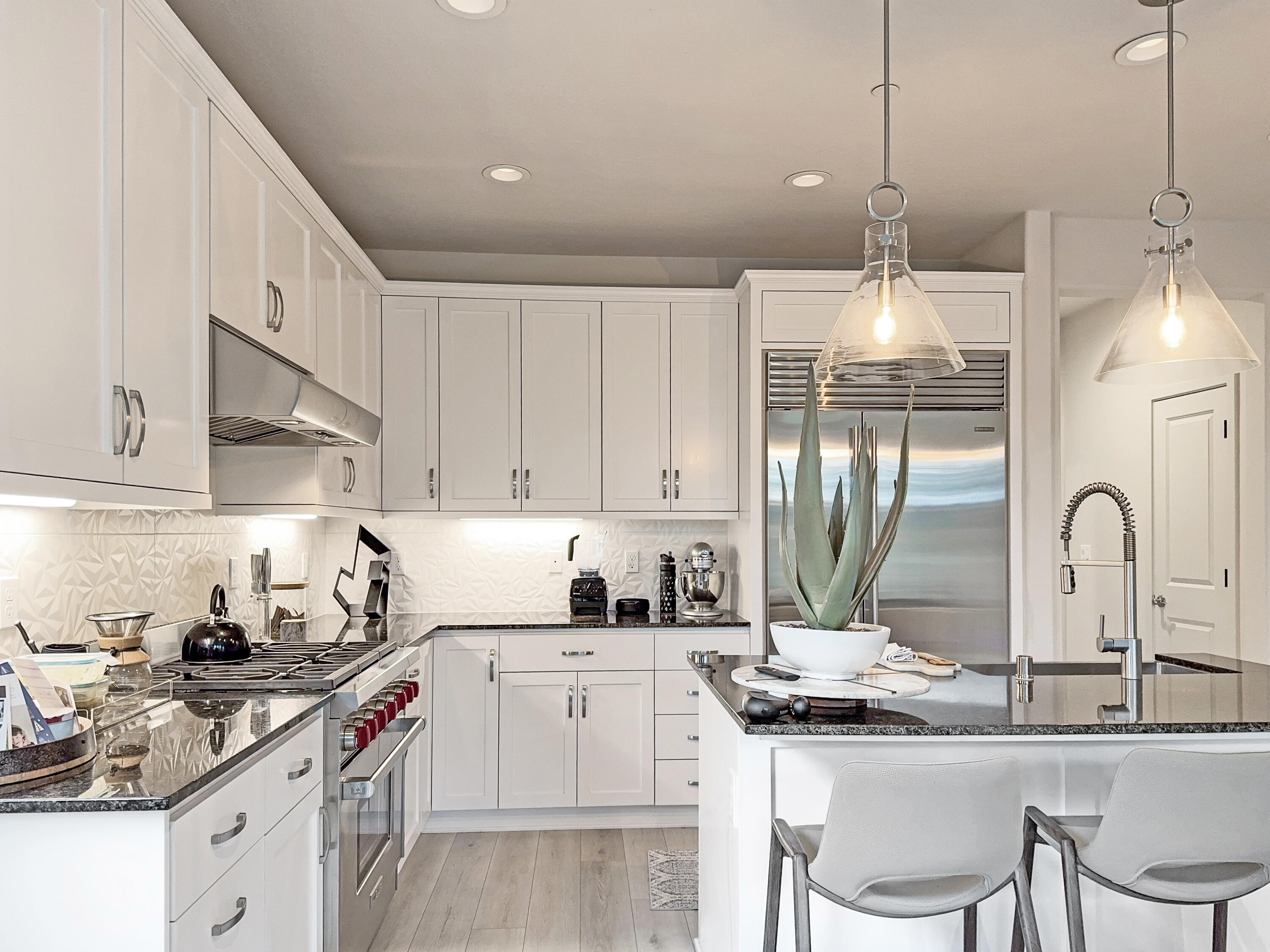 4521 S Ernest St, Visalia, CA 93277