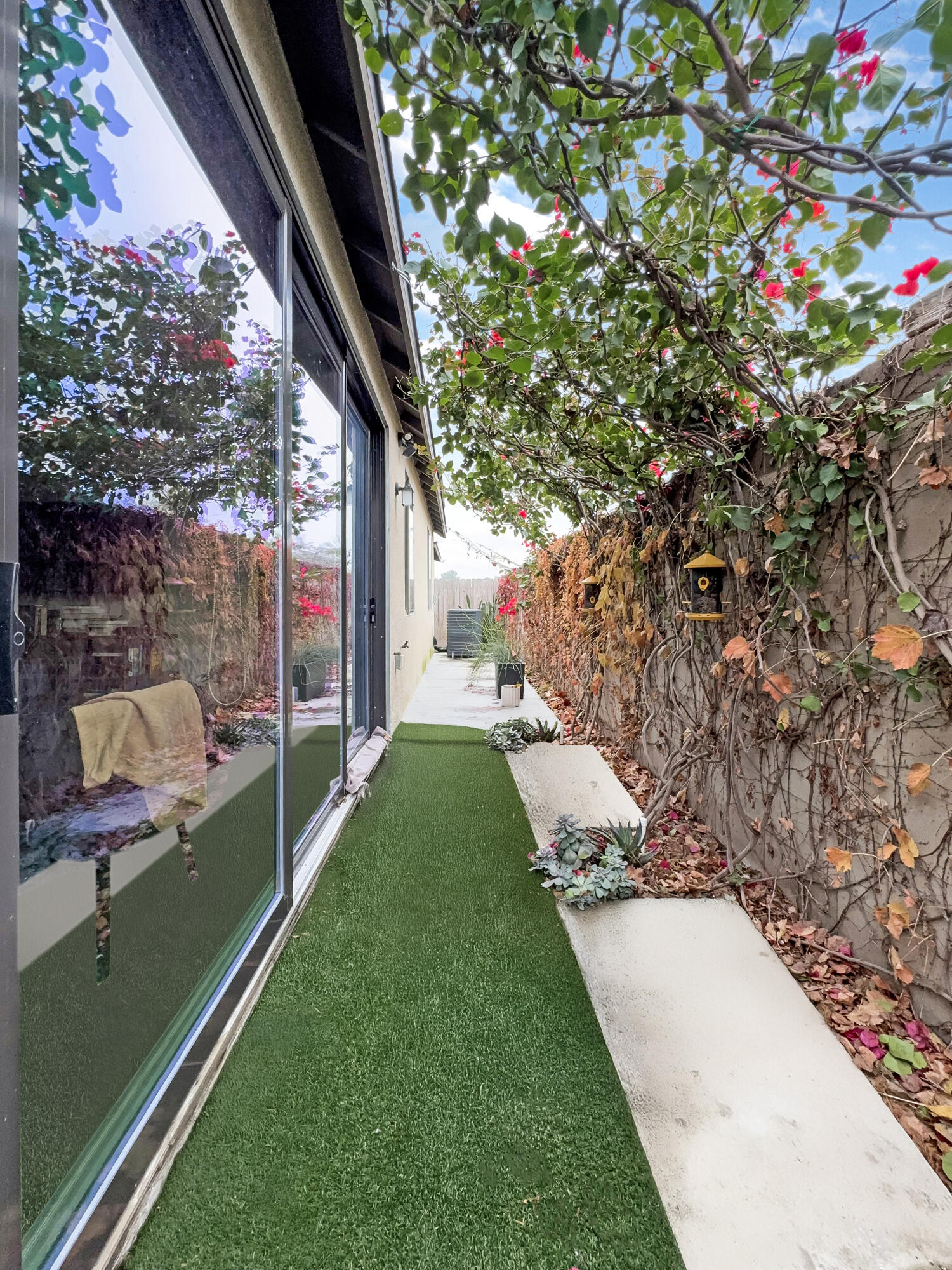 4521 S Ernest St, Visalia, CA 93277