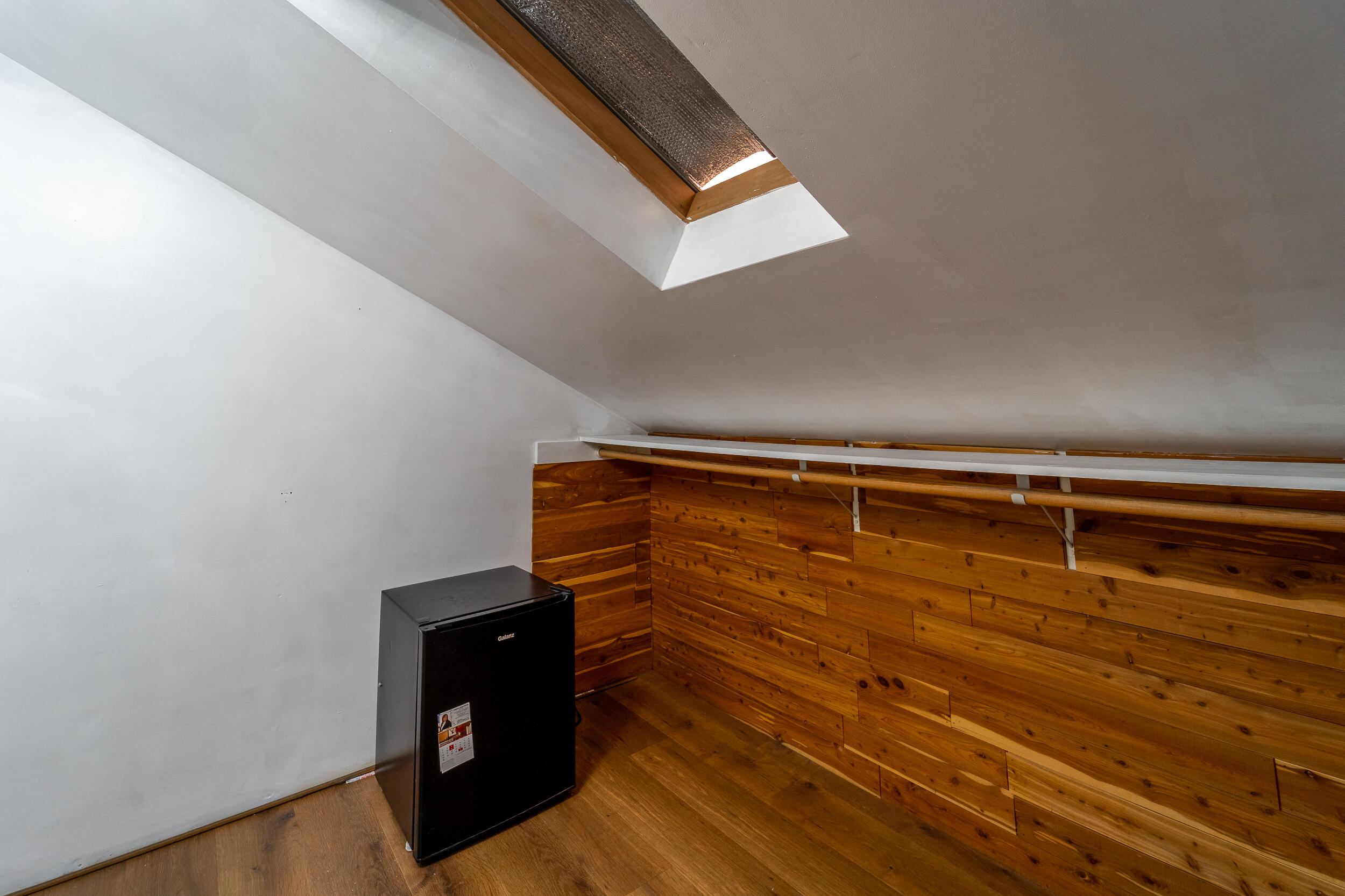 4121 W Grove Ct, Visalia, CA 93291