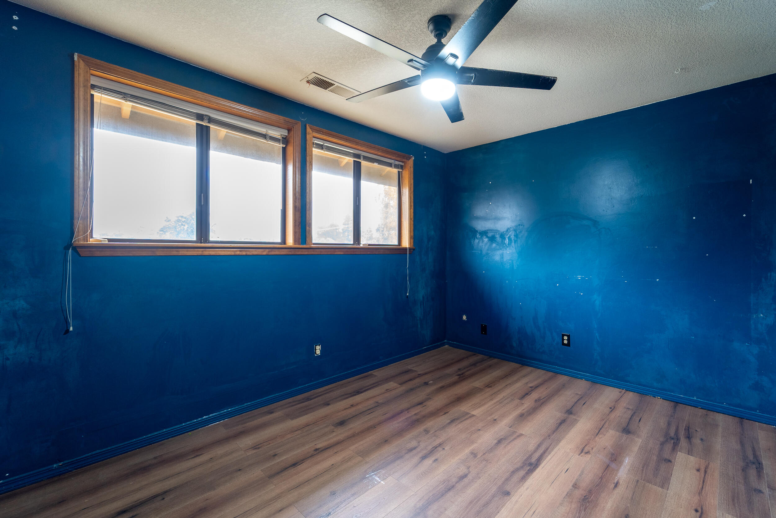 4121 W Grove Ct, Visalia, CA 93291