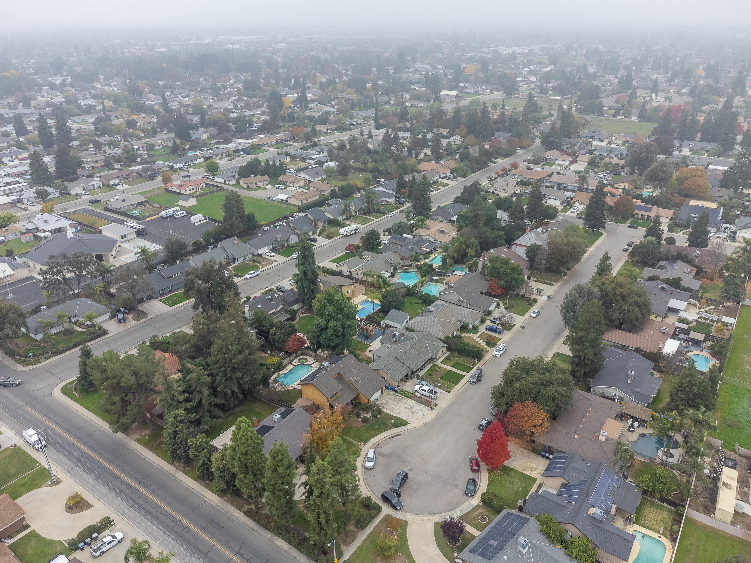 4121 W Grove Ct, Visalia, CA 93291