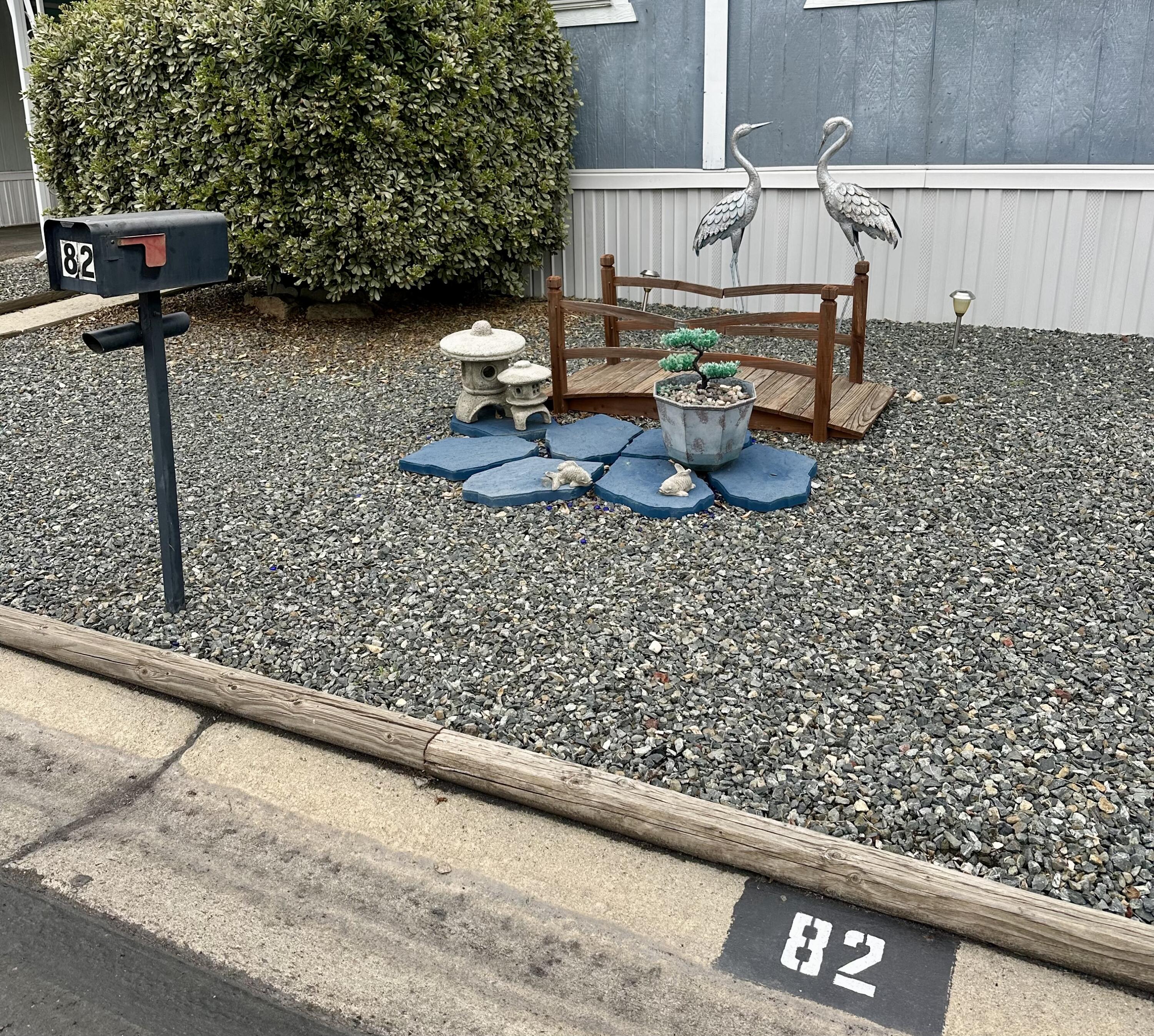 720 E Worth Ave #82, Porterville, CA 93257