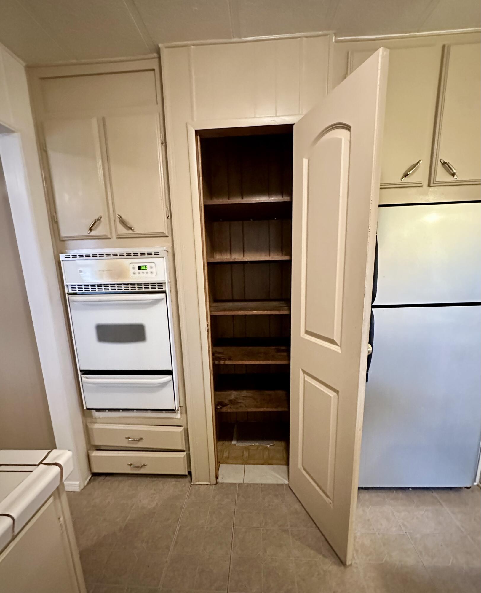 720 E Worth Ave #82, Porterville, CA 93257