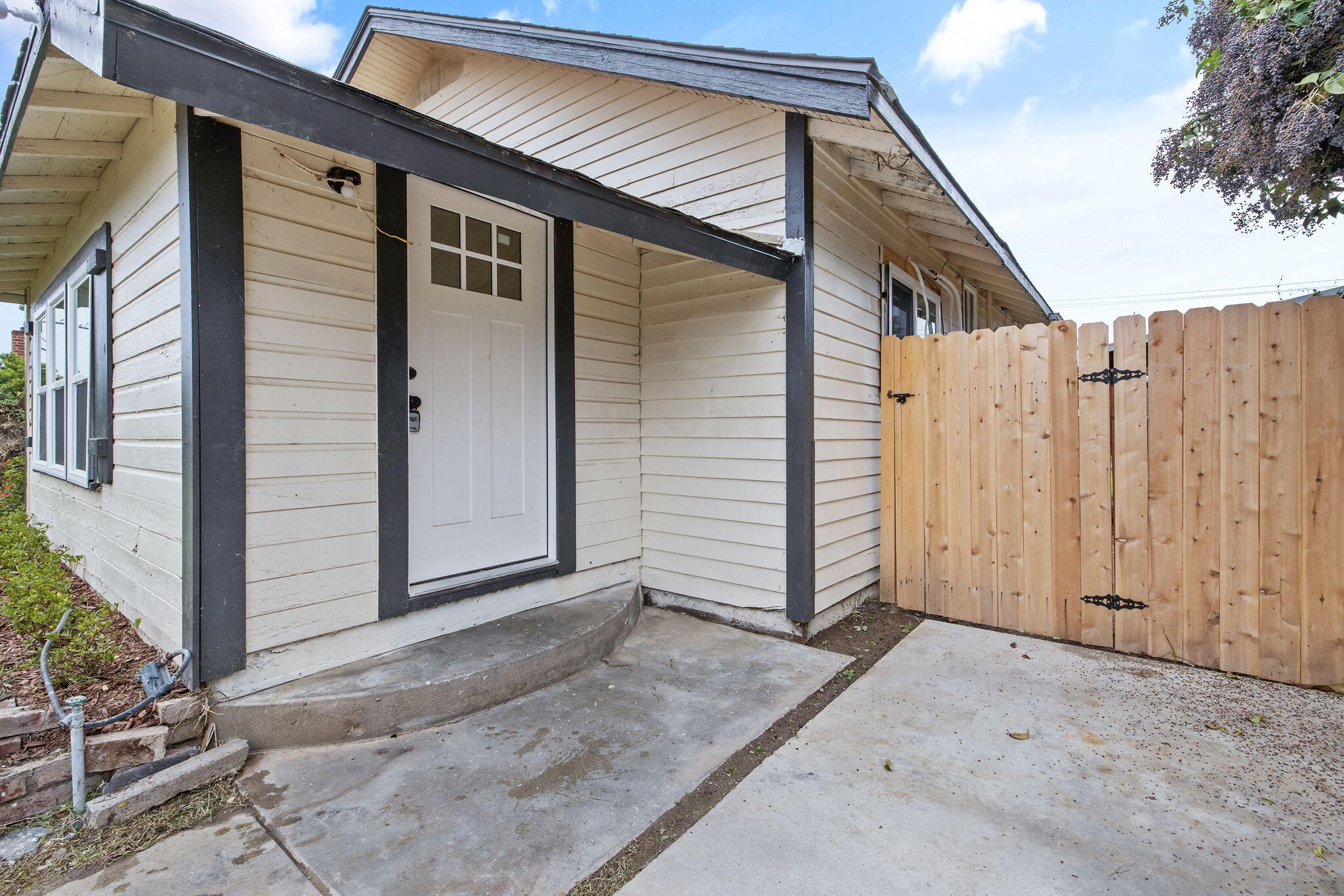 33239 160 Rd, Ivanhoe, CA 93235