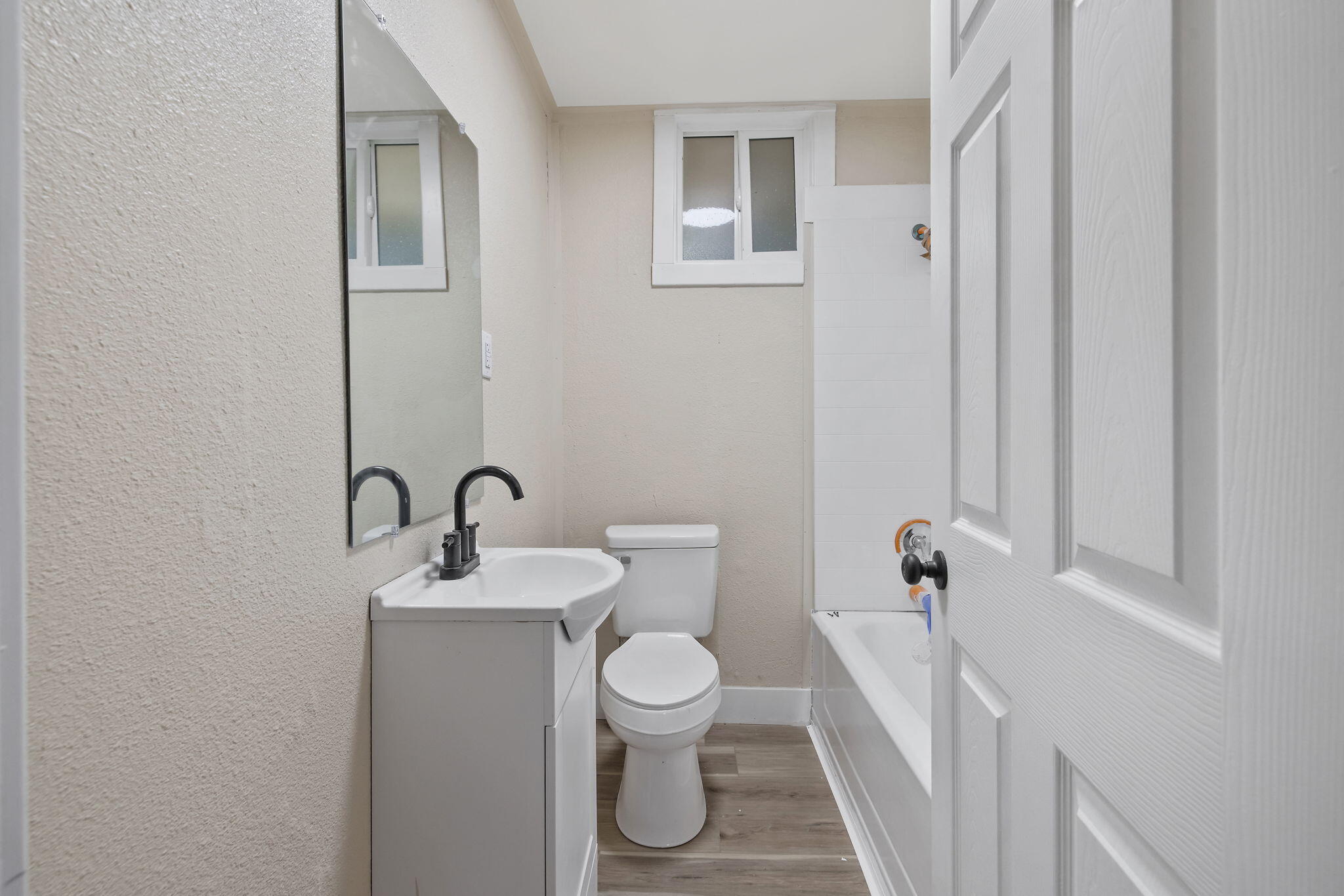 33239 160 Rd, Ivanhoe, CA 93235