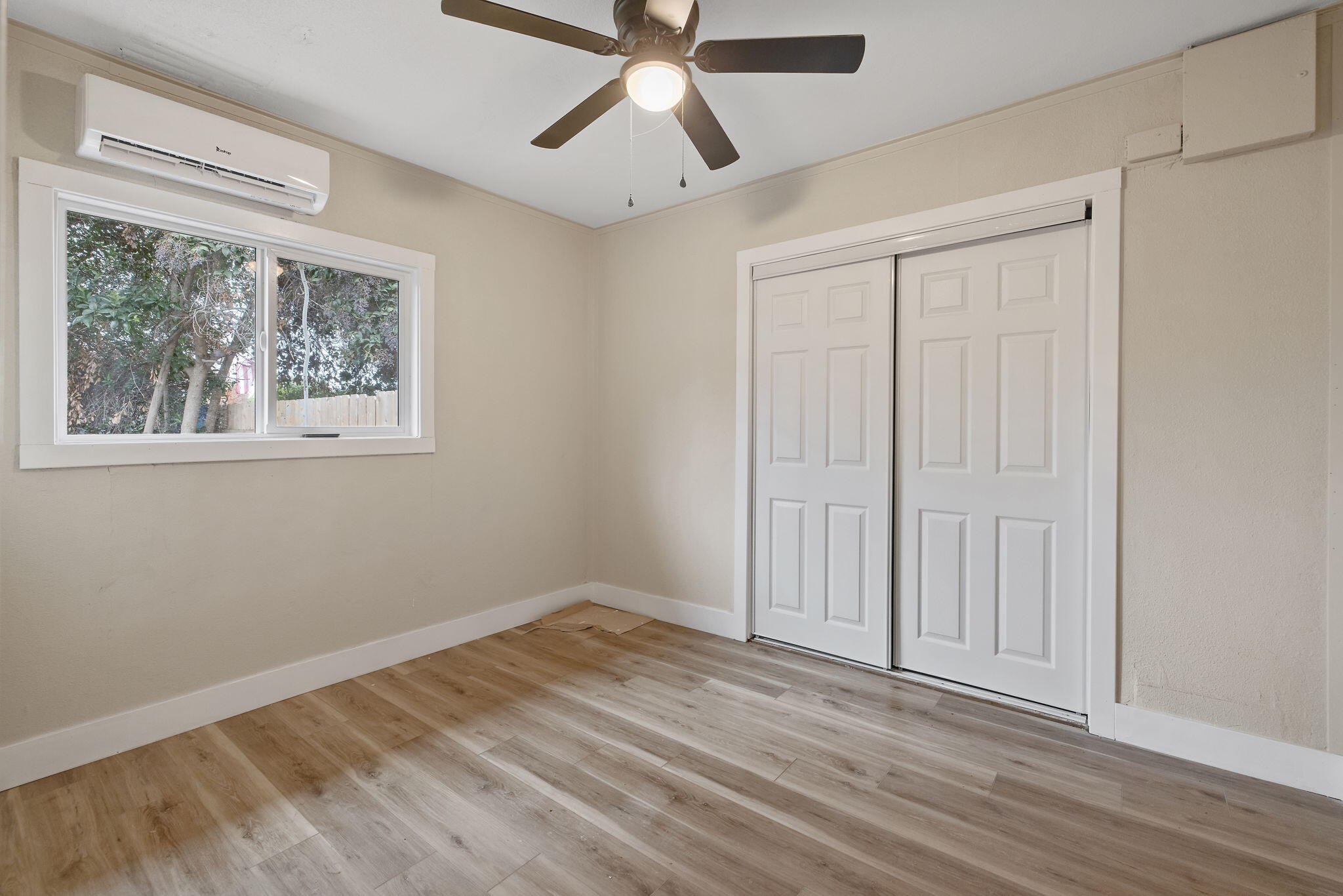 33239 160 Rd, Ivanhoe, CA 93235