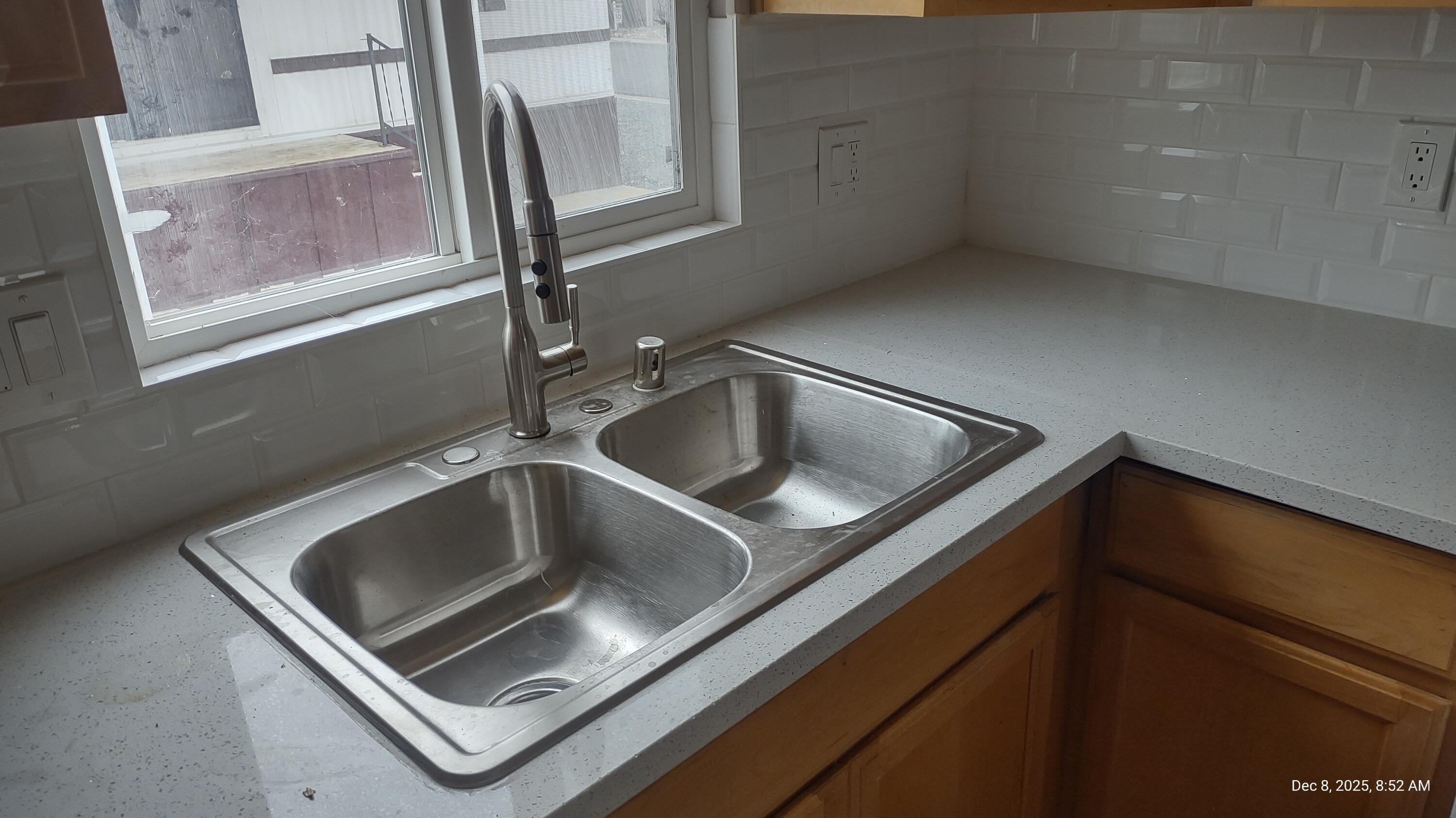 720 E Worth #221, Porterville, CA 93257