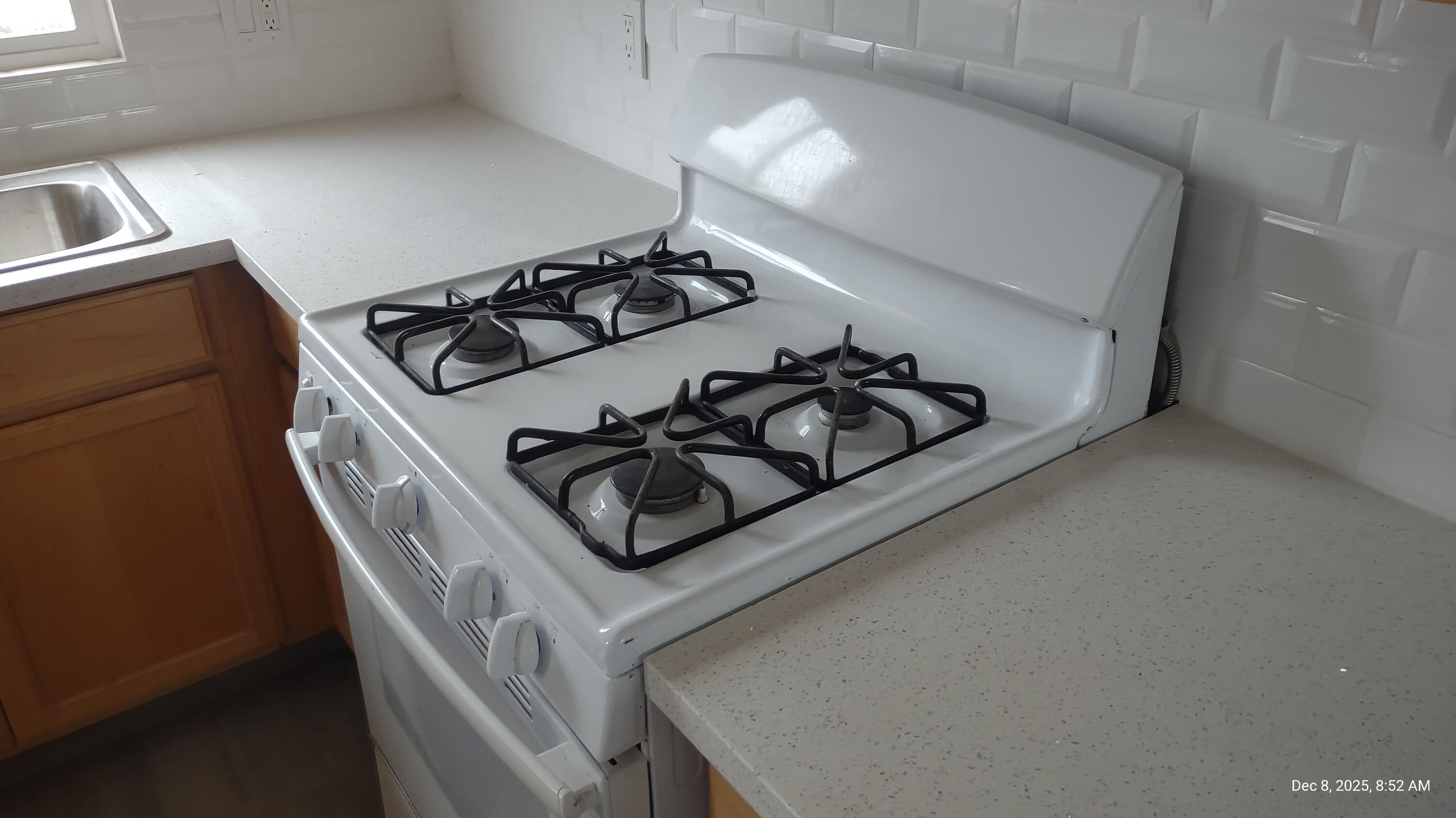 720 E Worth #221, Porterville, CA 93257