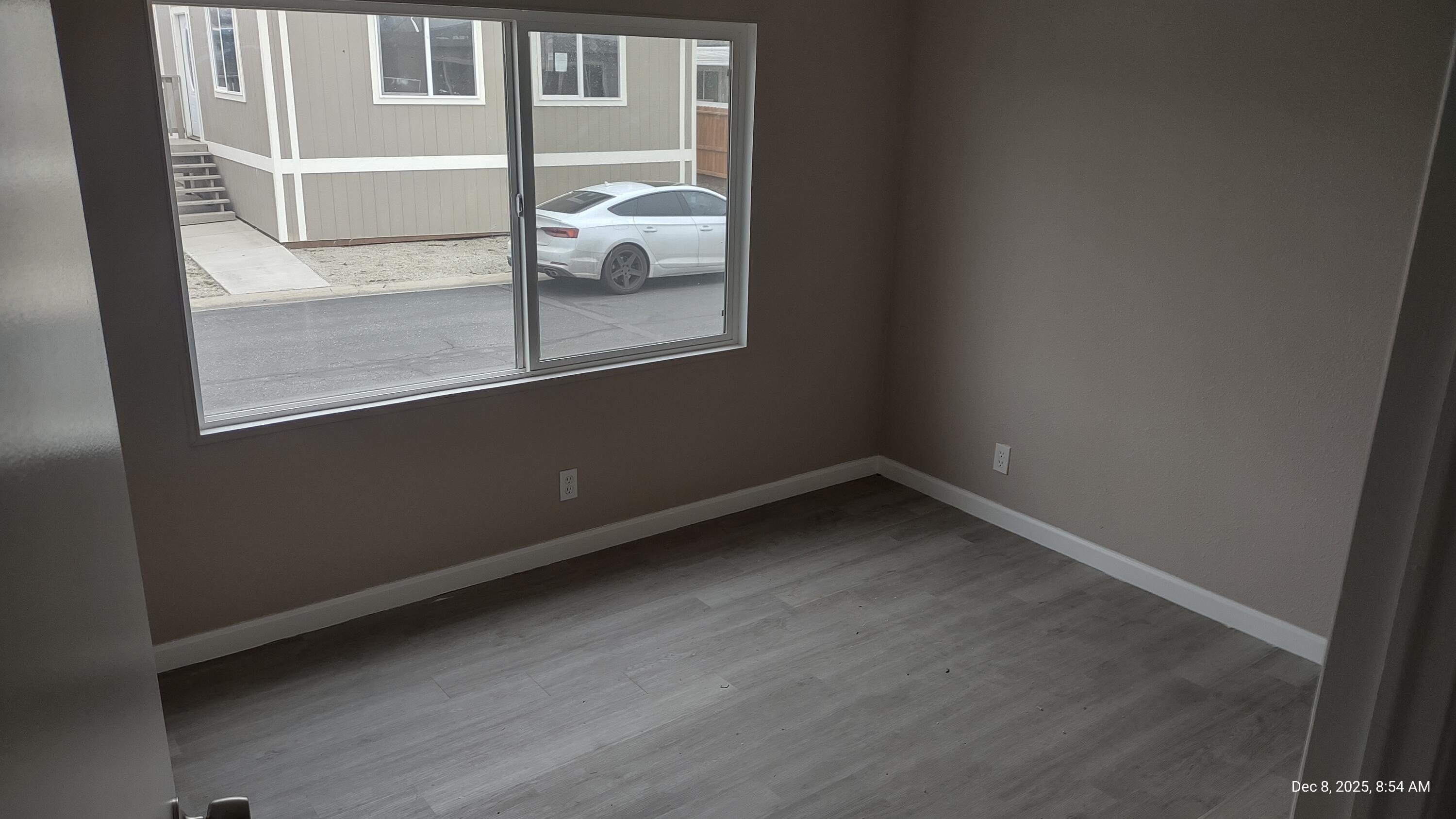 720 E Worth #221, Porterville, CA 93257