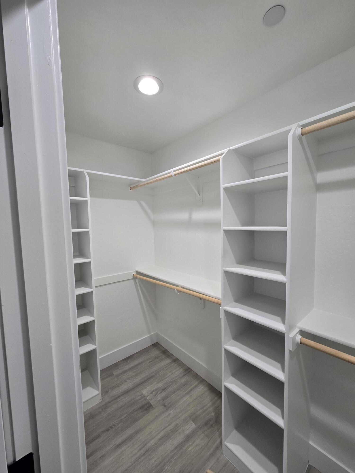 2032 E Pershing Ave, Visalia, CA 93292