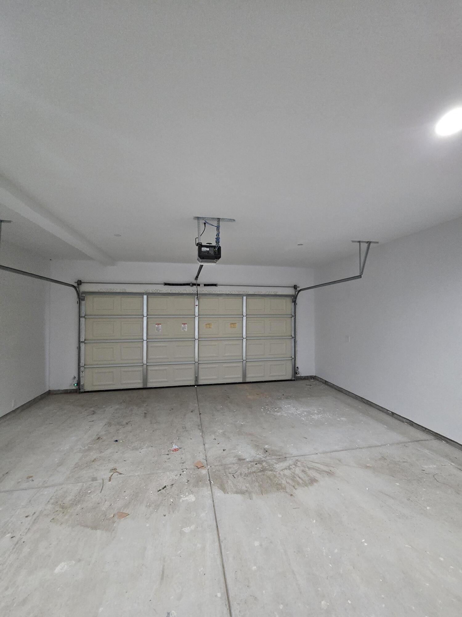 2032 E Pershing Ave, Visalia, CA 93292