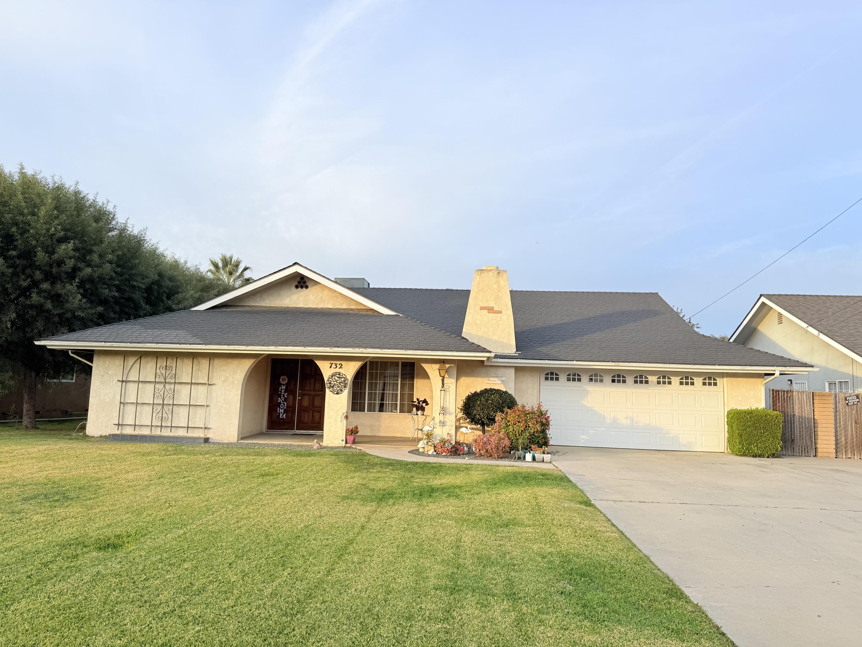 732 W Grand Ave, Porterville, CA 93257