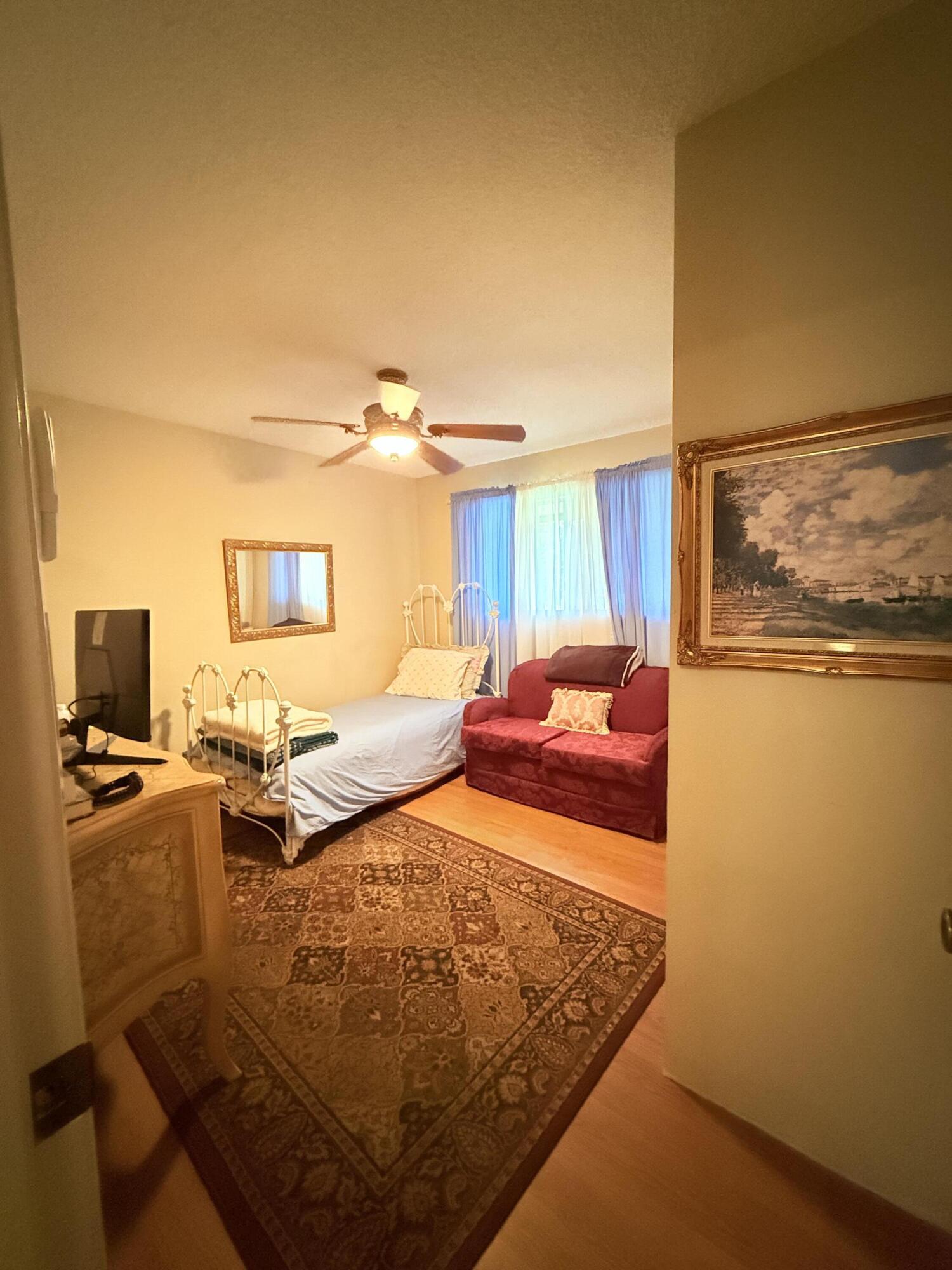 732 W Grand Ave, Porterville, CA 93257