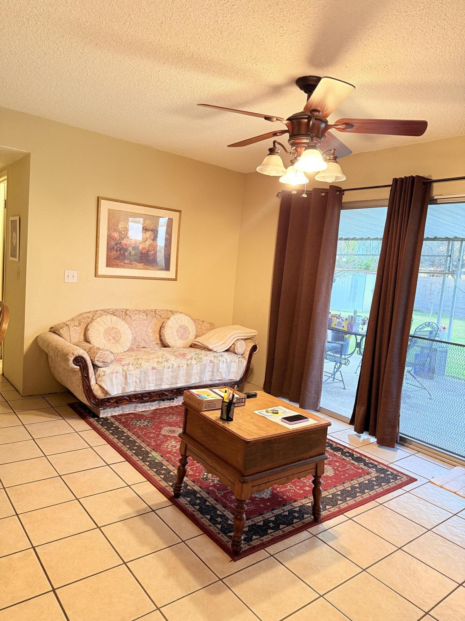 732 W Grand Ave, Porterville, CA 93257