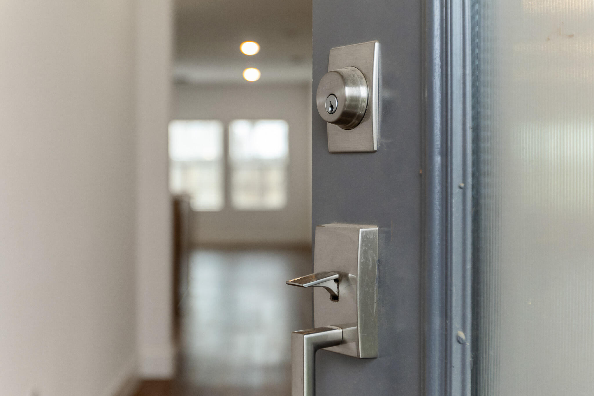 3725 N Newton Dr, Visalia, CA 93291