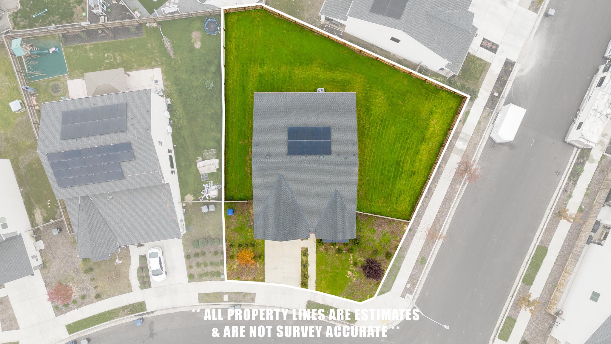 3725 N Newton Dr, Visalia, CA 93291