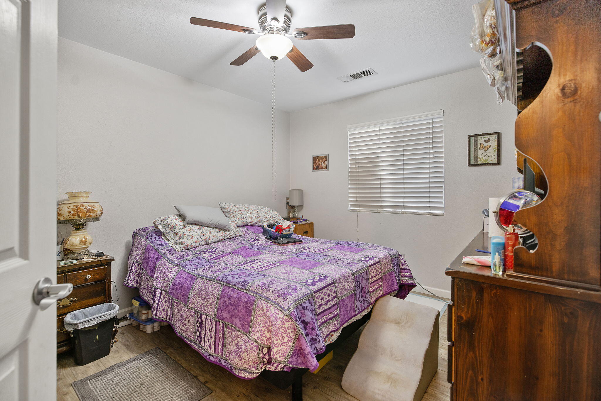 606 N Orange Ave, Exeter, CA 93221