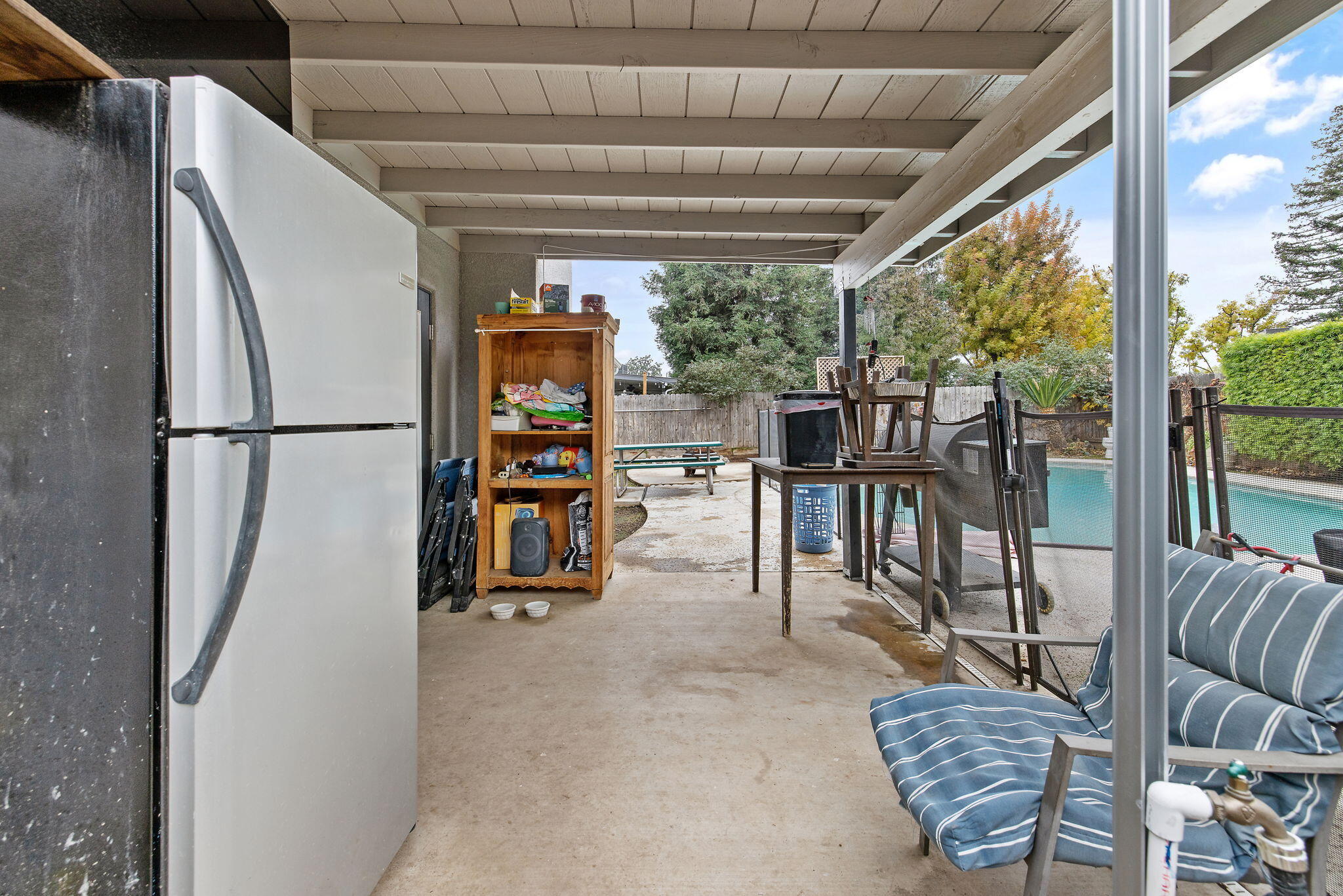 606 N Orange Ave, Exeter, CA 93221