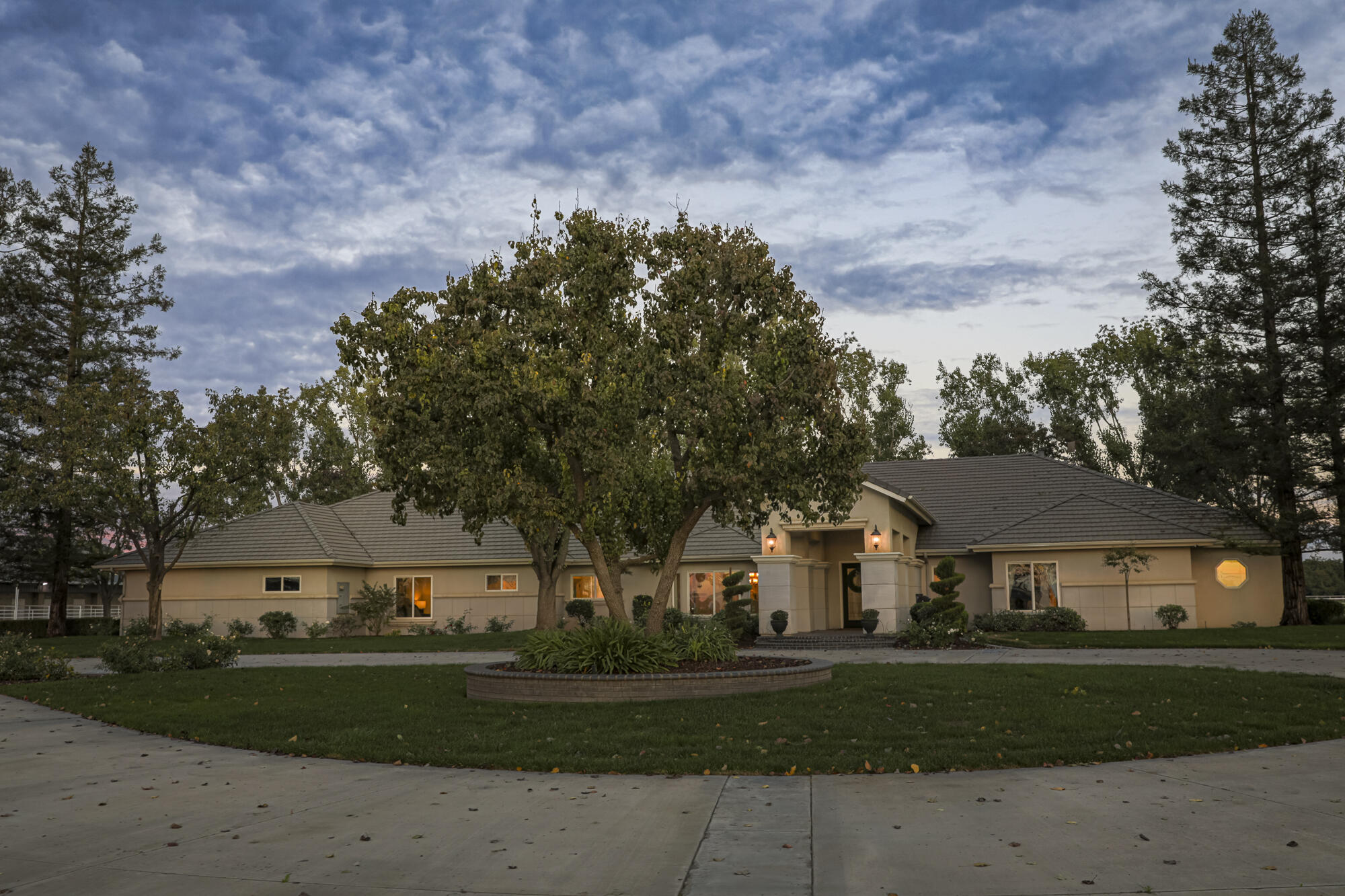 16500 Rd 152, Tulare, CA 93274